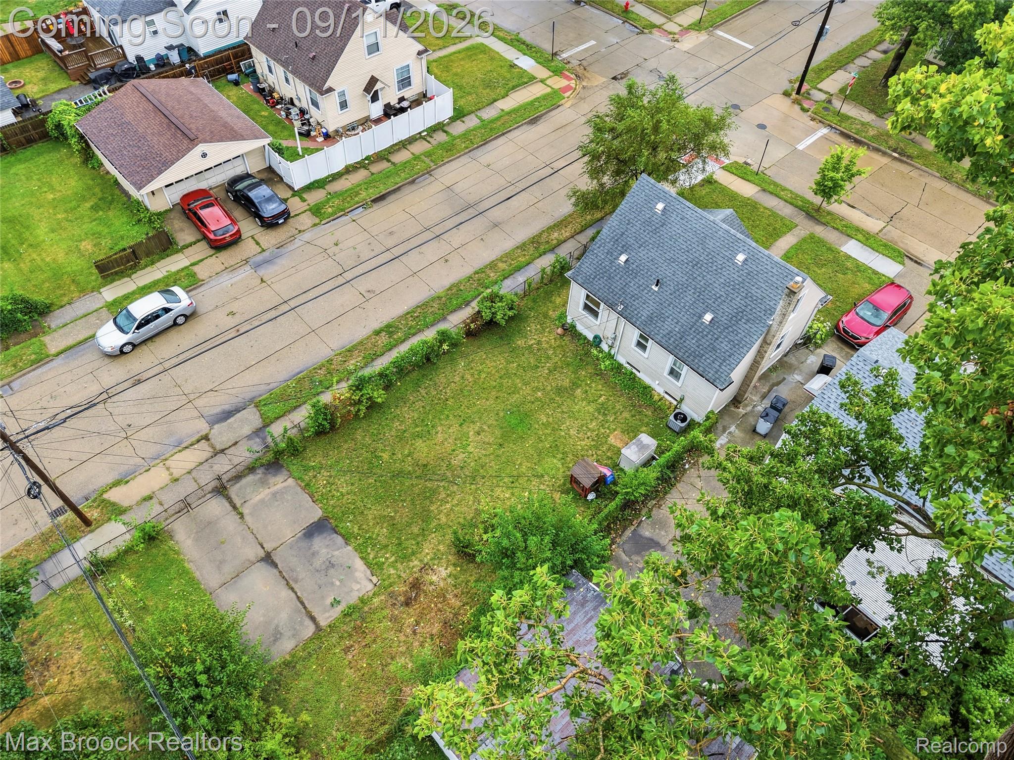 23704 Davey Avenue Property Photo 32