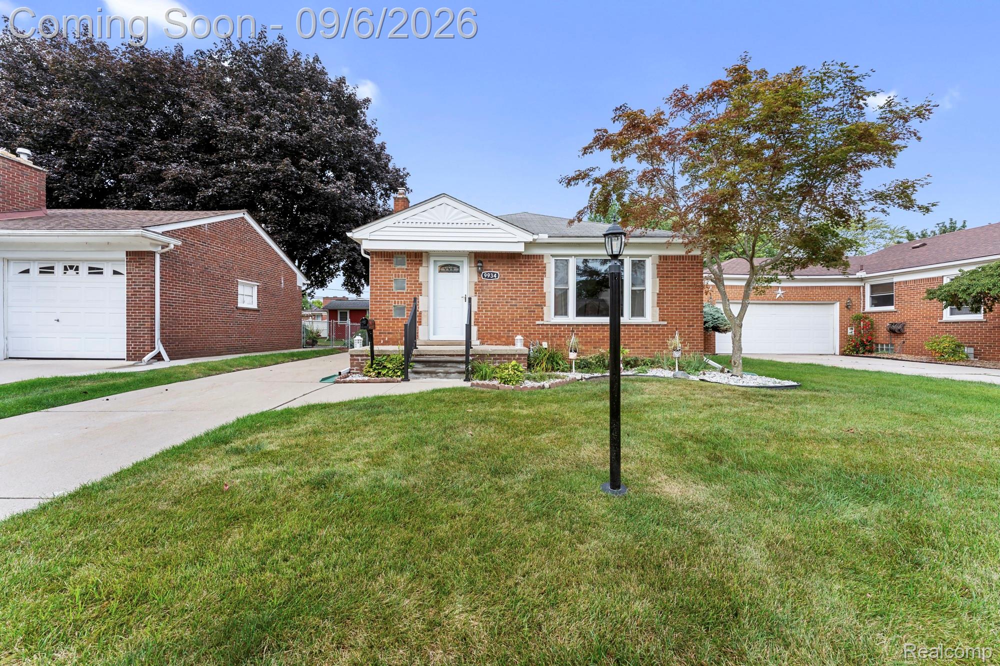 9934 Manor Avenue Property Photo 1