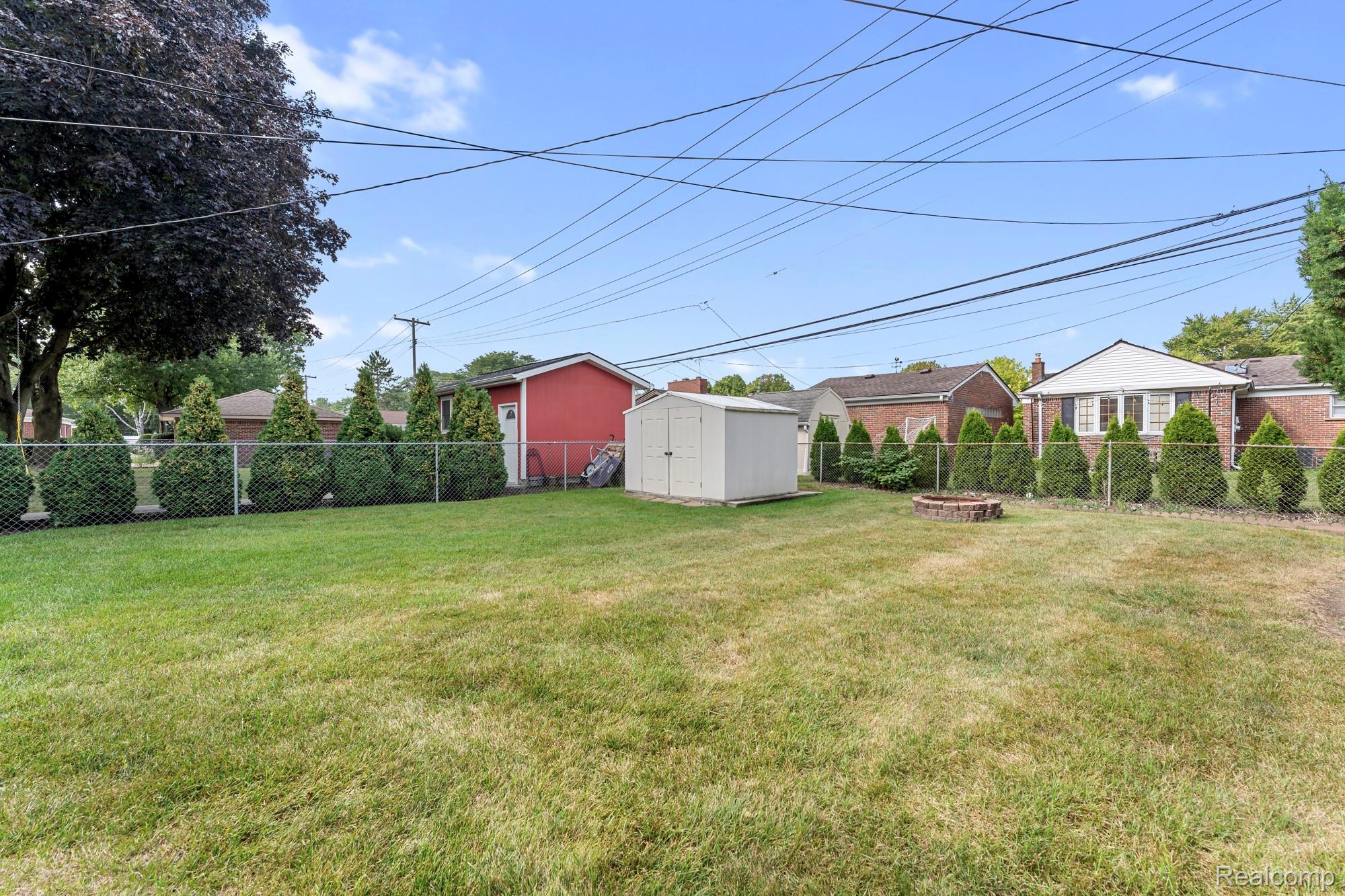 9934 Manor Avenue Property Photo 24