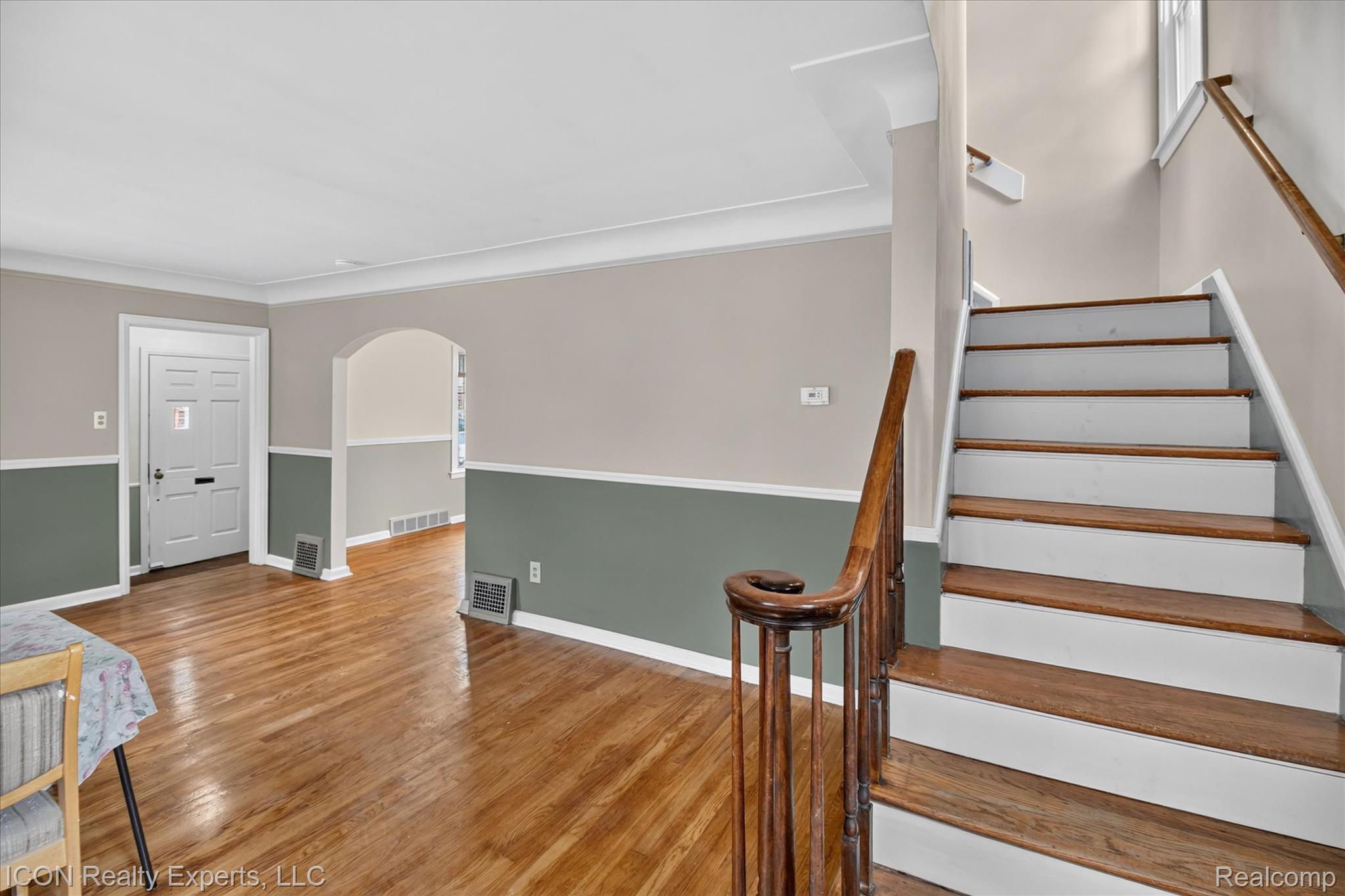 667 North Drive Property Photo 8