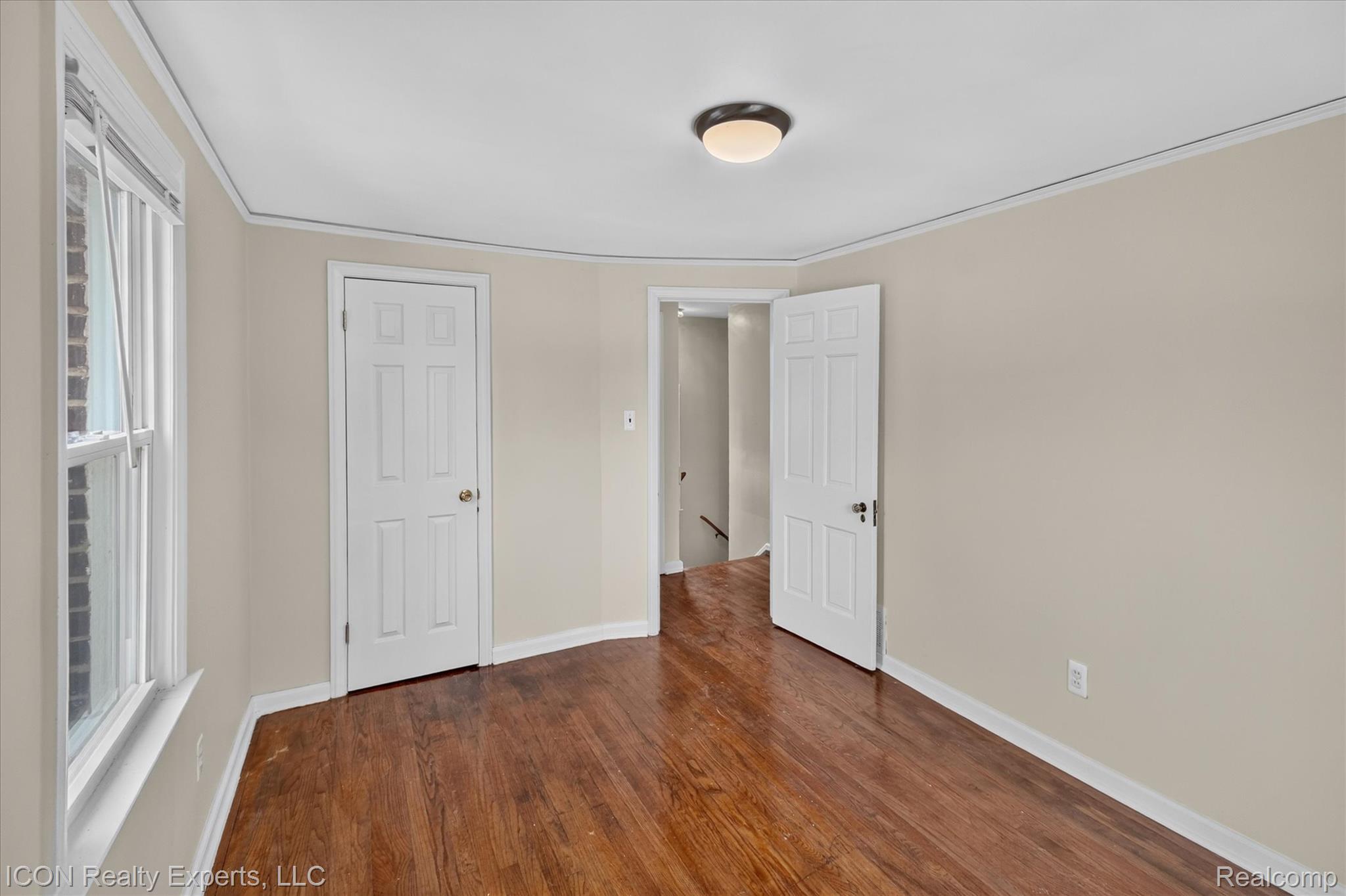 667 North Drive Property Photo 15
