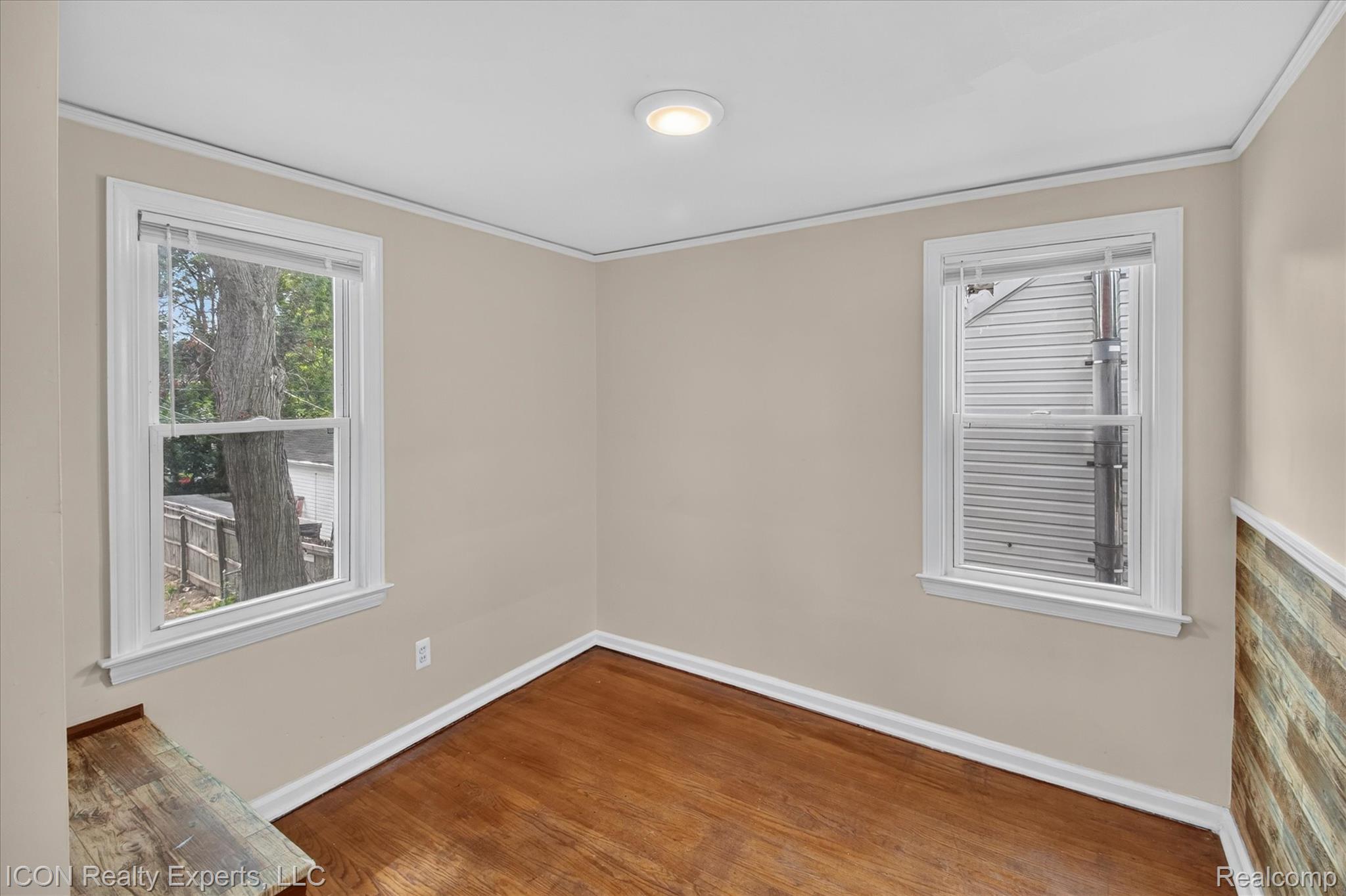 667 North Drive Property Photo 20