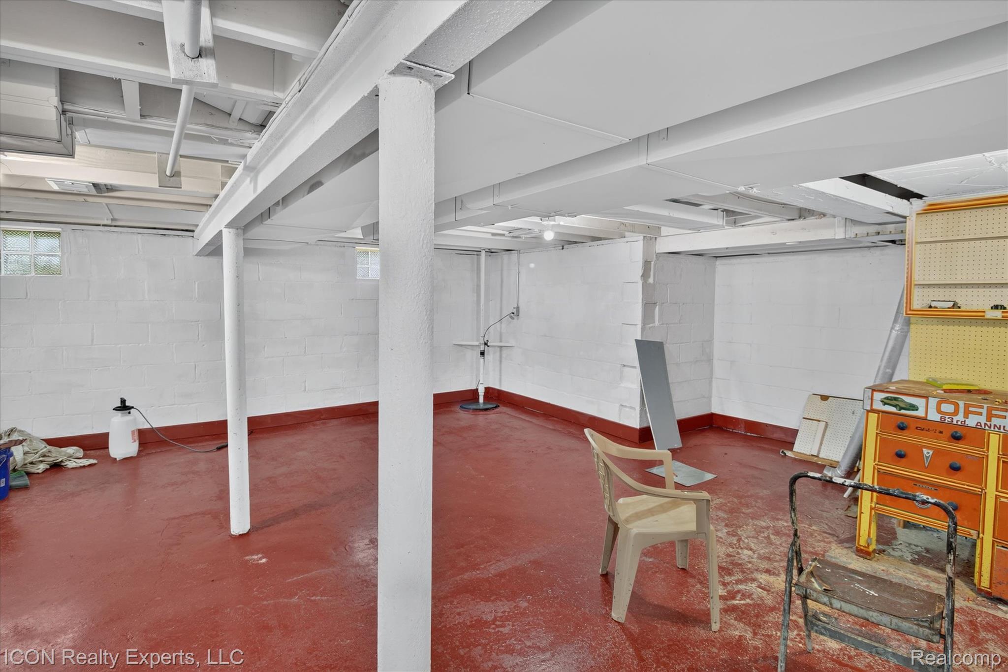 667 North Drive Property Photo 27