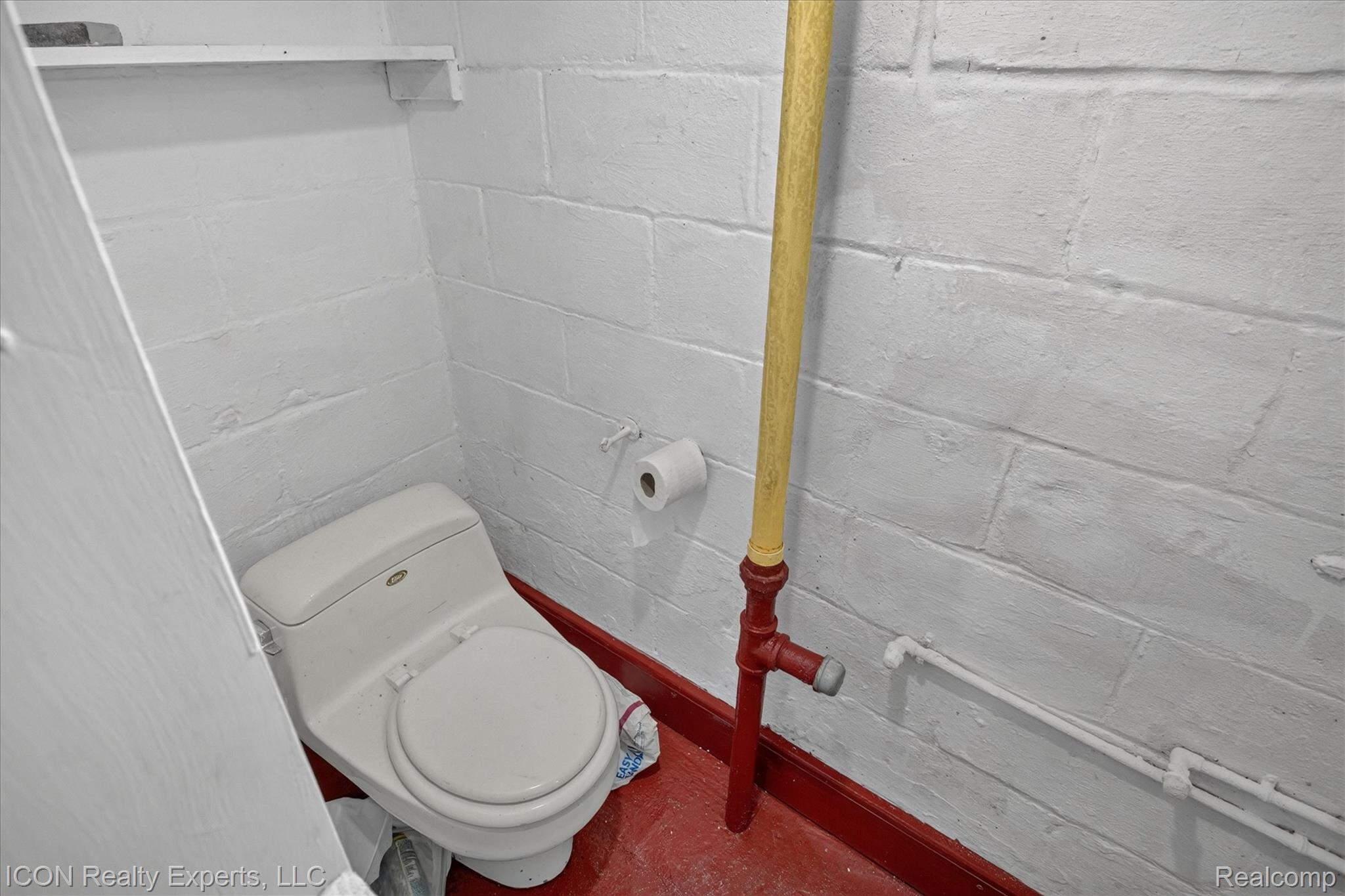 667 North Drive Property Photo 28