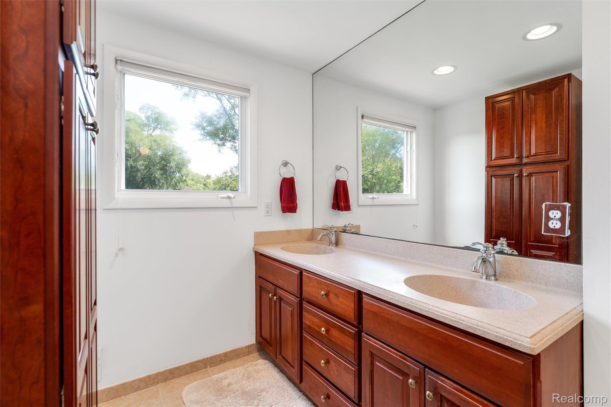 6025 Venice Drive Property Photo 30