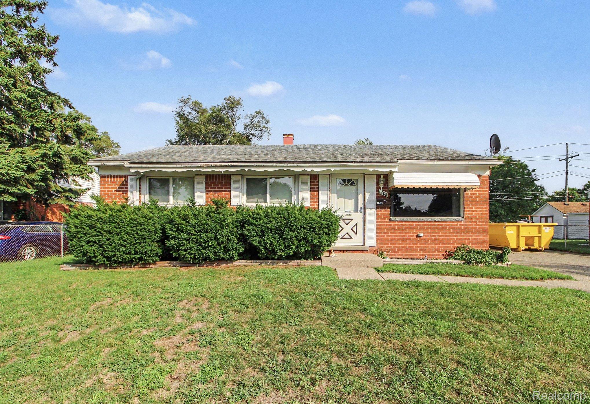 1208 Laurel Avenue Property Photo 1