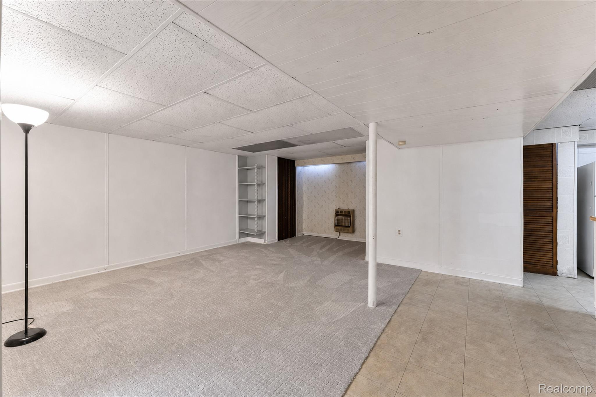 15633 Harriet Street Property Photo 34