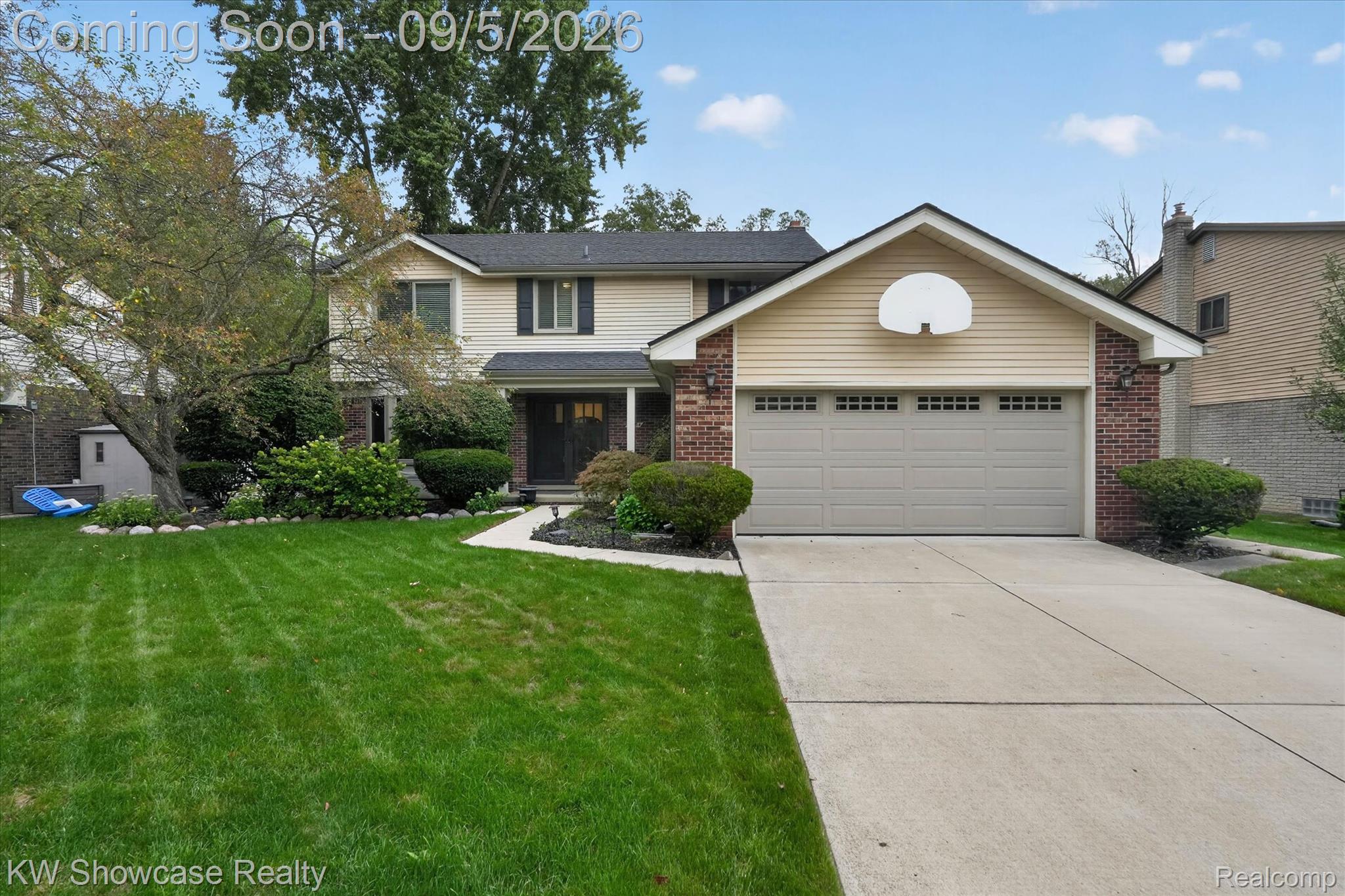 8254 Sandpiper Street Property Photo 3
