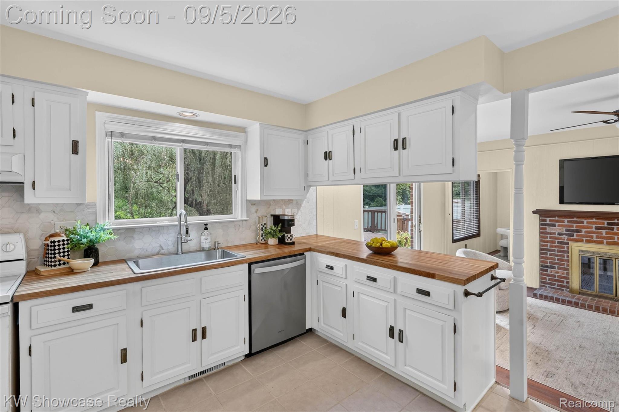 8254 Sandpiper Street Property Photo 17