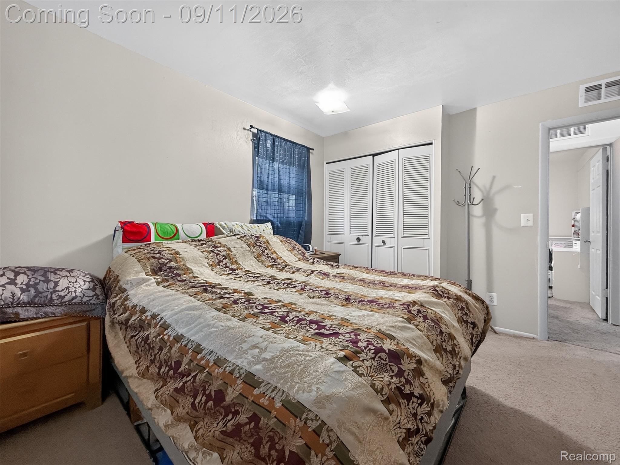 5418 Harding Street Property Photo 11