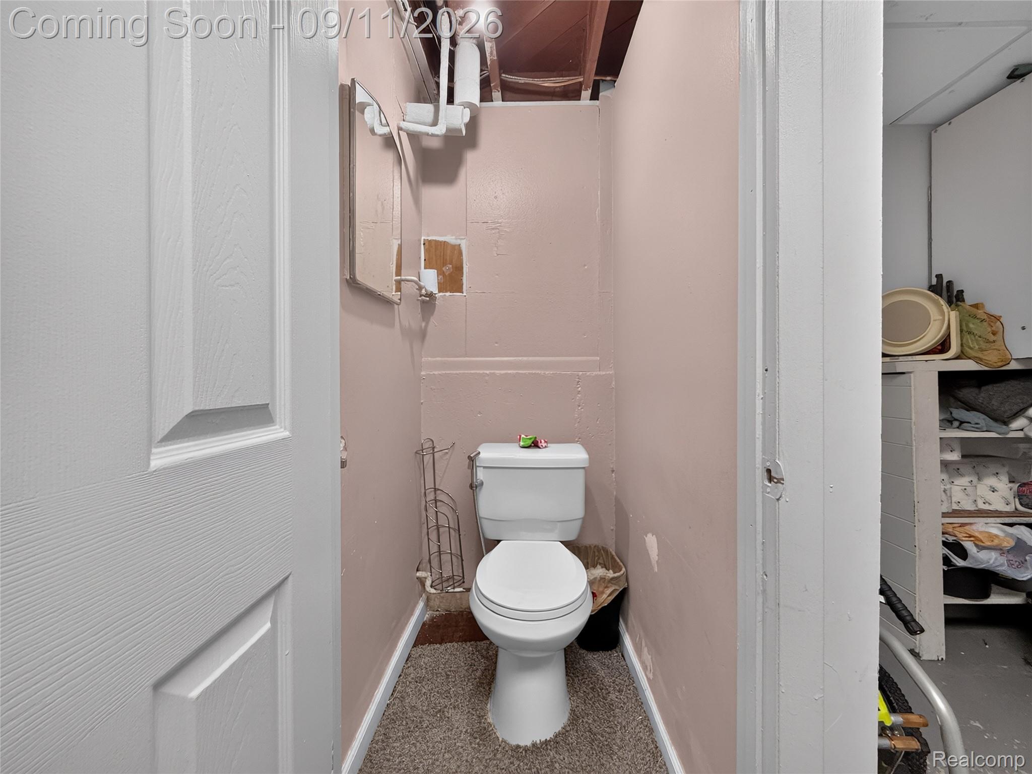 5418 Harding Street Property Photo 22