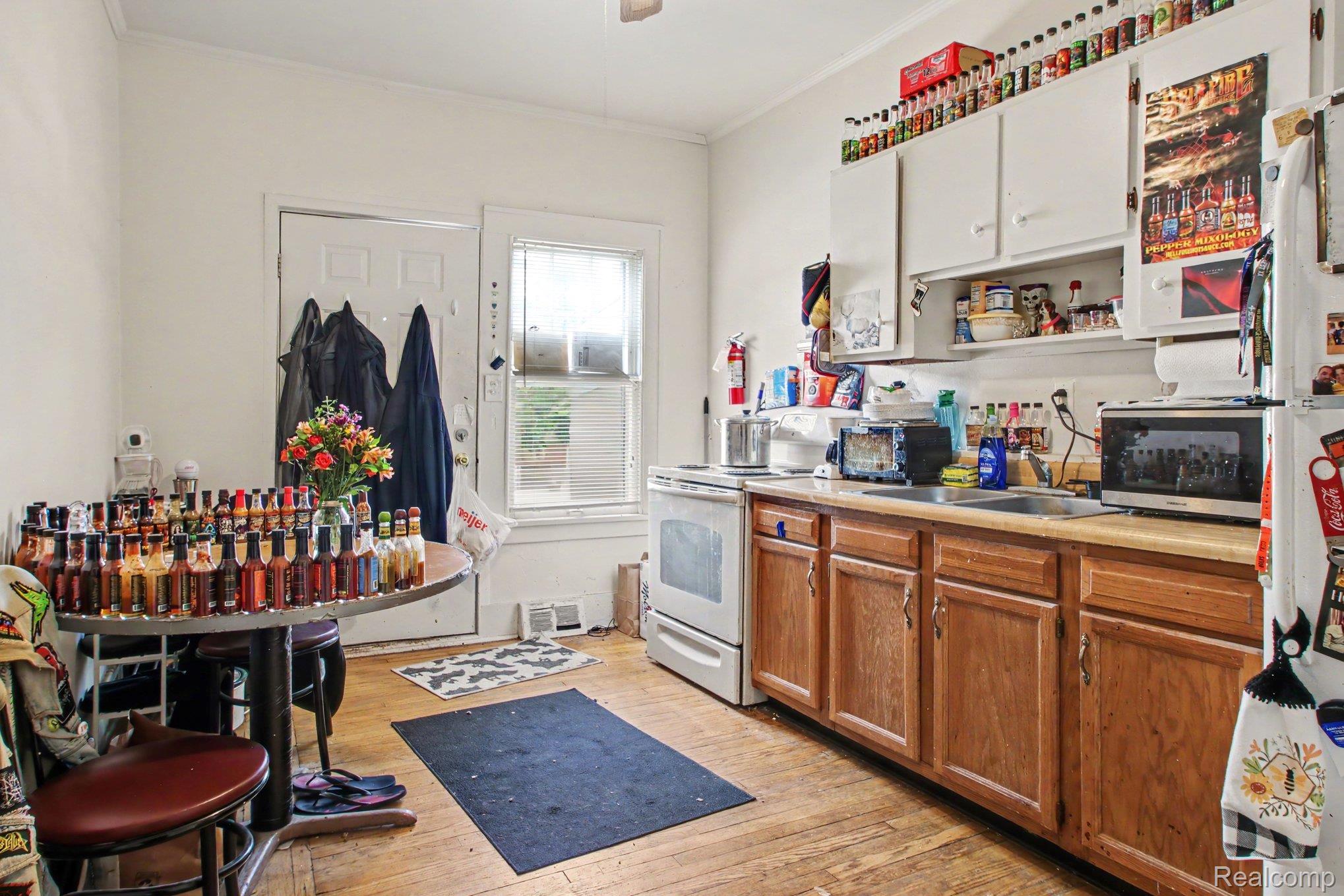 430 N Adams Street Property Photo 7