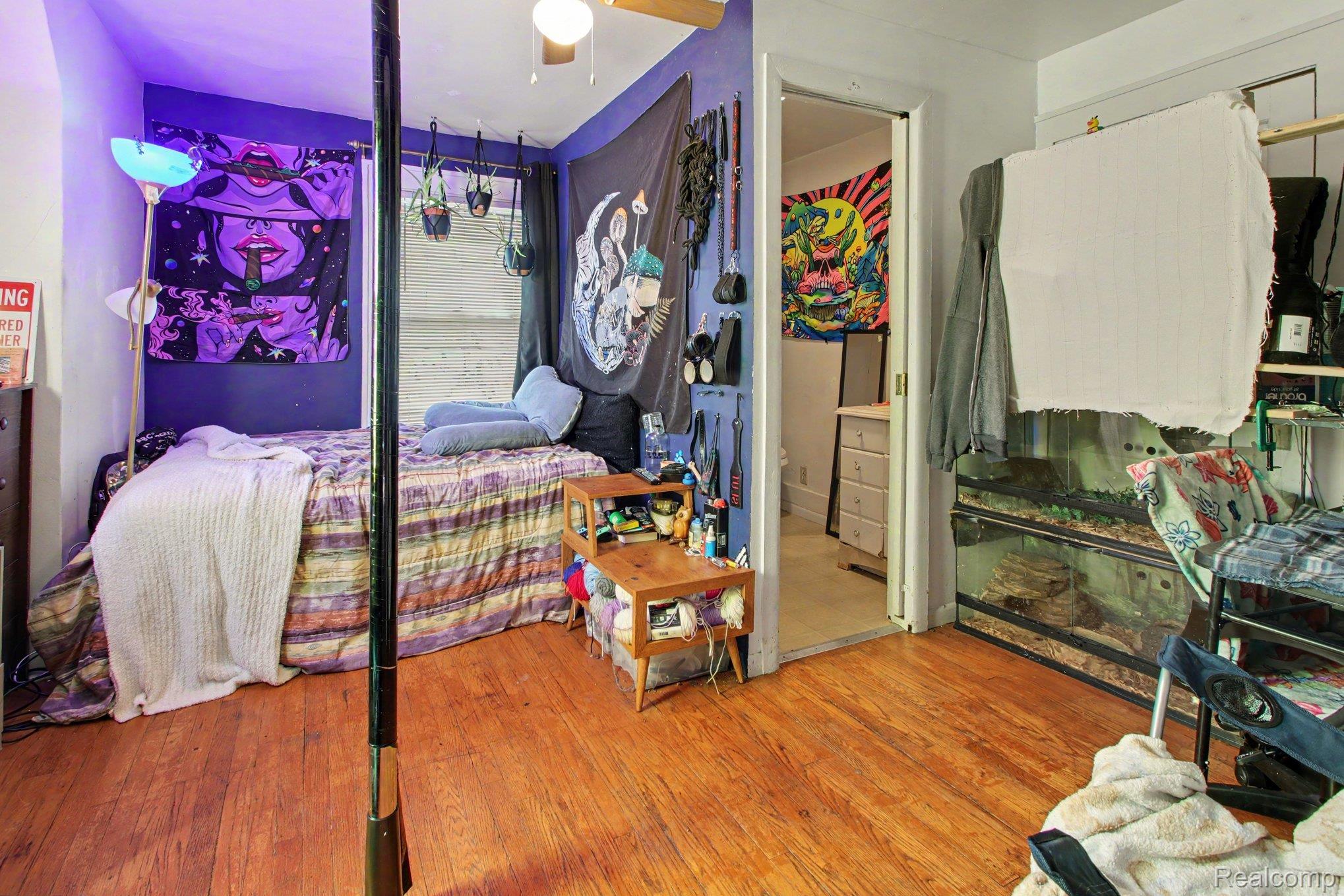 430 N Adams Street Property Photo 10