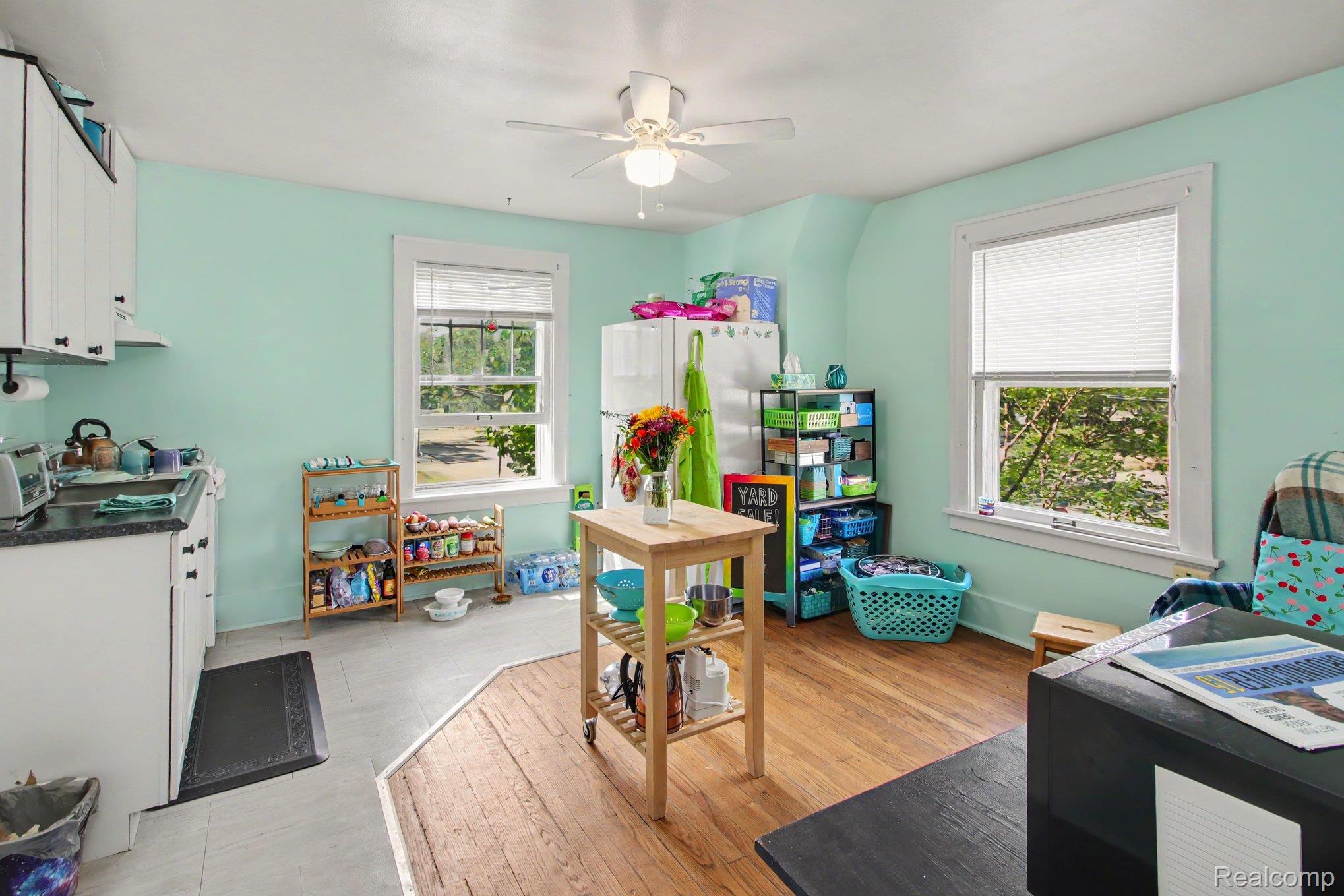 430 N Adams Street Property Photo 14