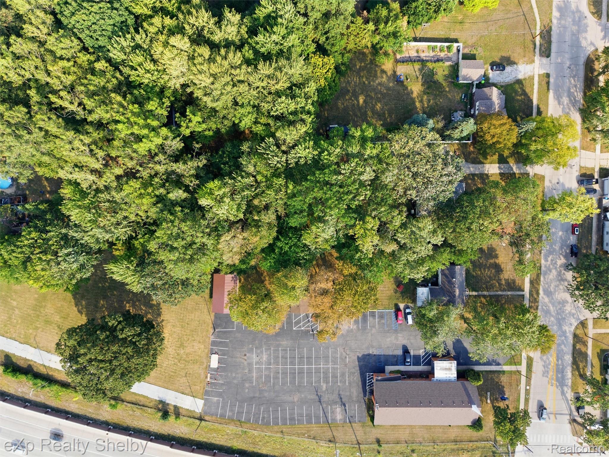 920 W Gardenia Avenue Property Photo 10