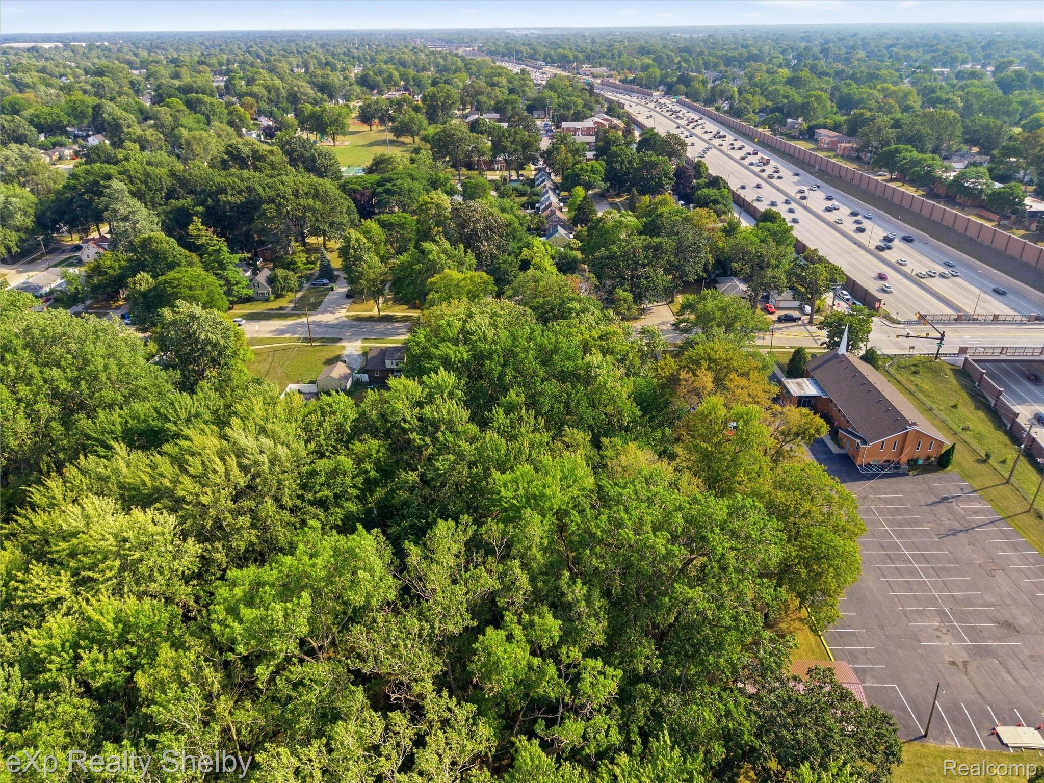 920 W Gardenia Avenue Property Photo 12