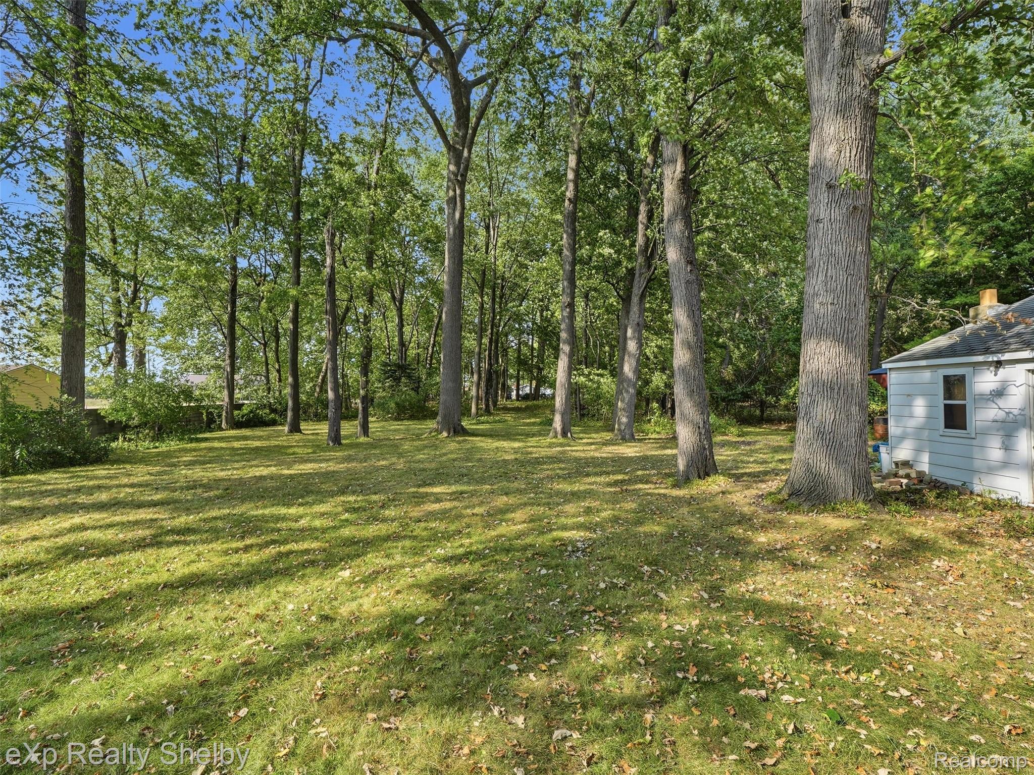 920 W Gardenia Avenue Property Photo 44
