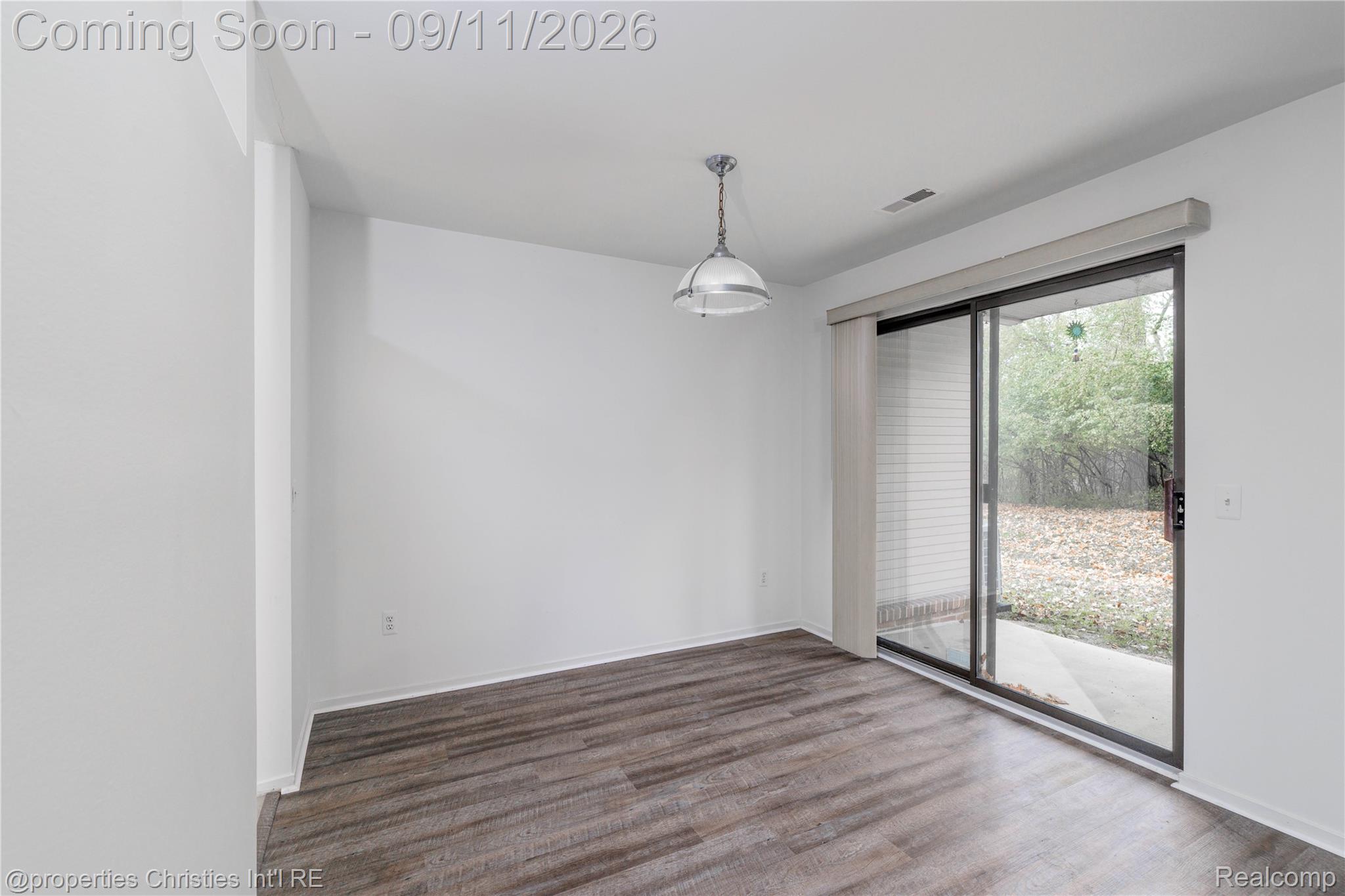 6600 Ridgefield Circle Property Photo 16