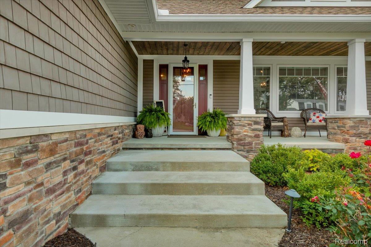 16128 Silvercrest Drive Property Photo 52