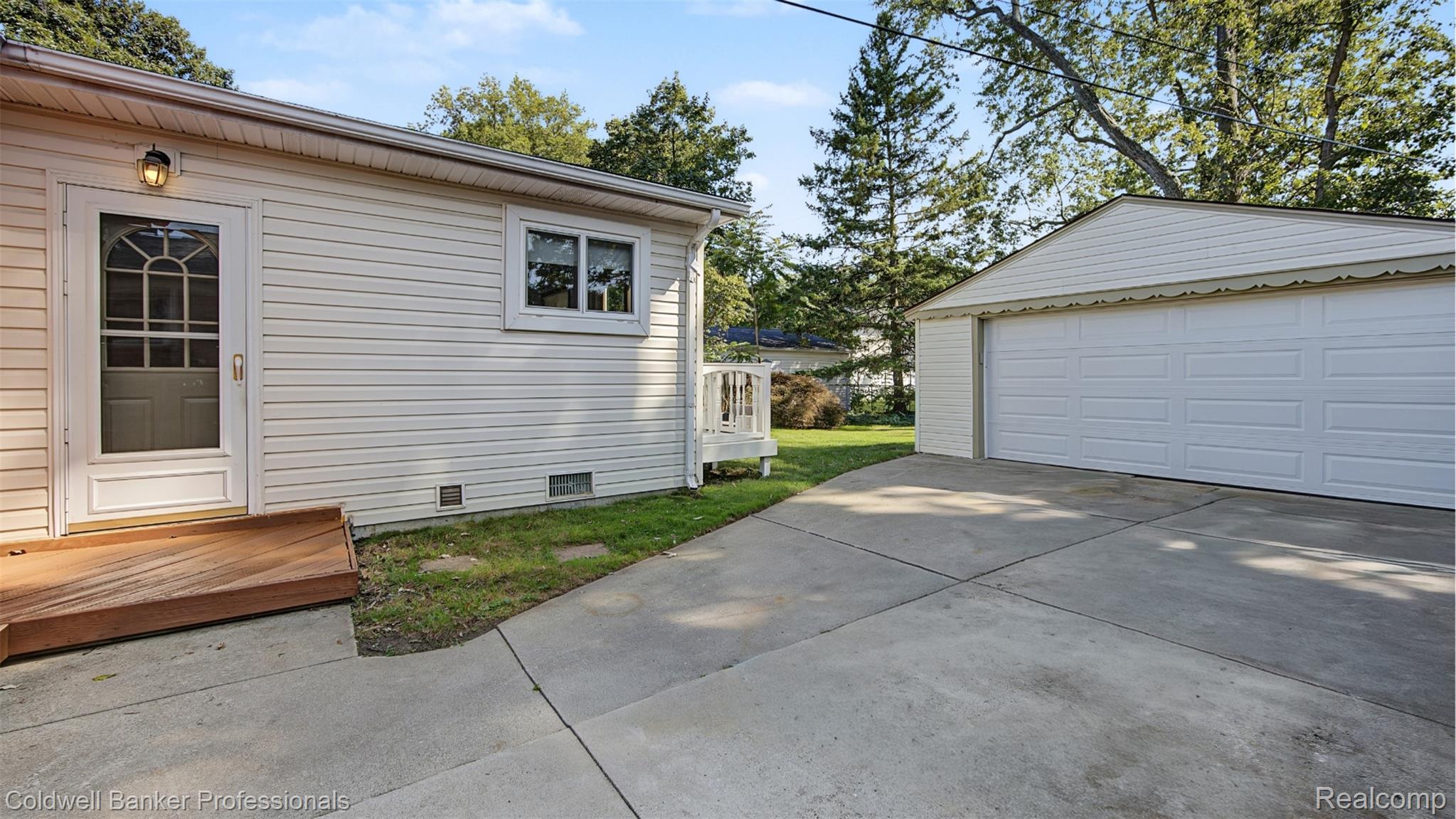 626 Fairway Drive Property Photo 52