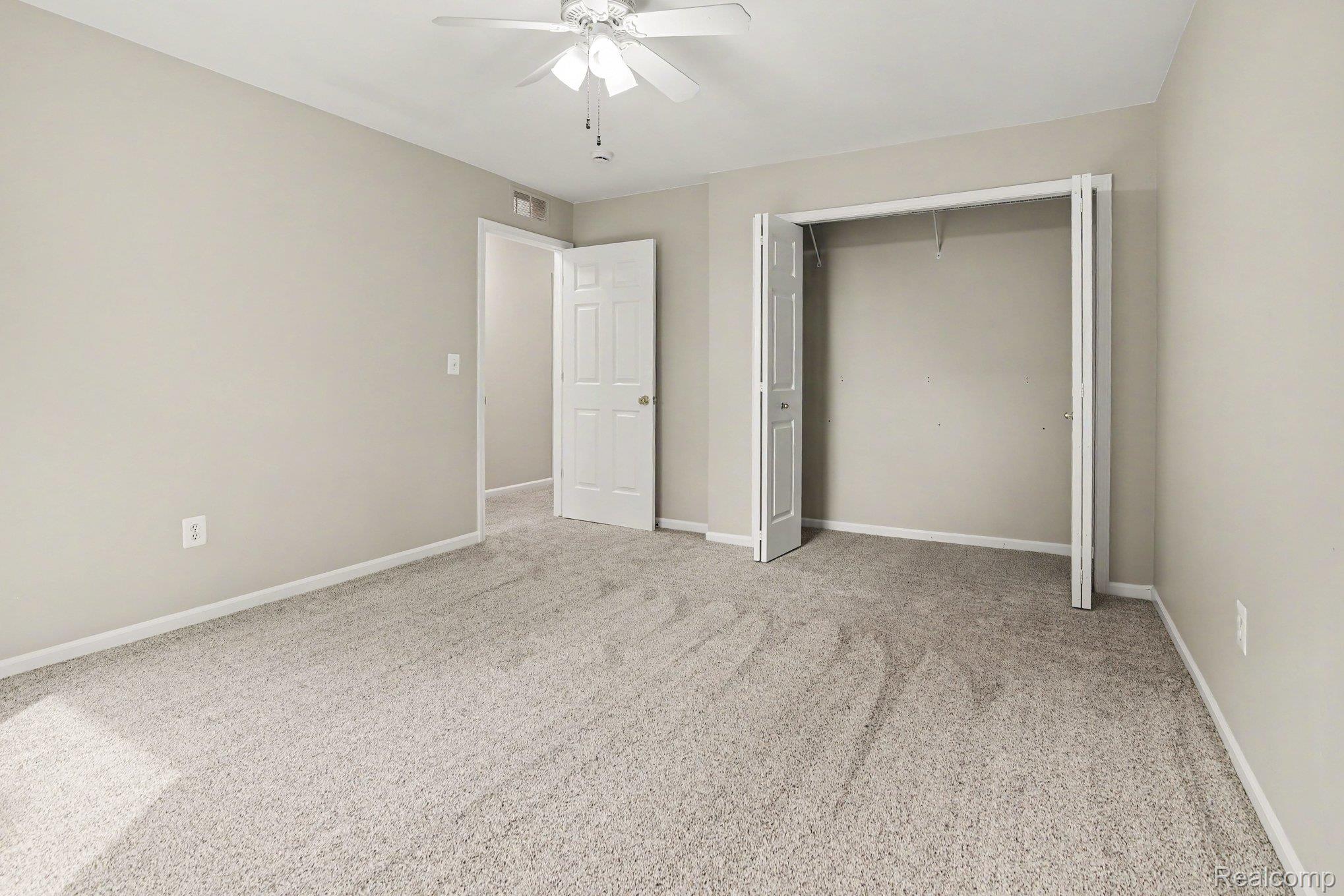 1111 Fountain View Circle Property Photo 17