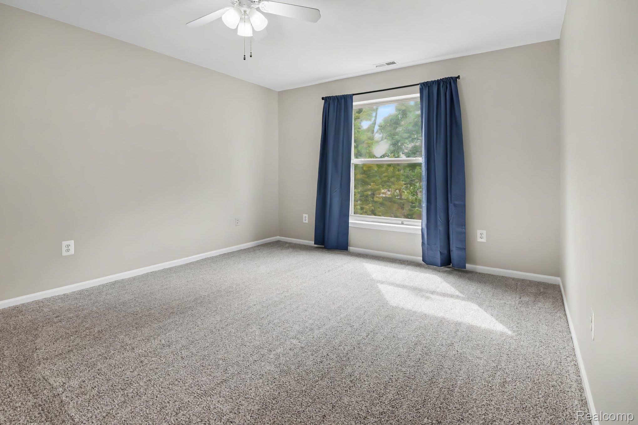 1111 Fountain View Circle Property Photo 18