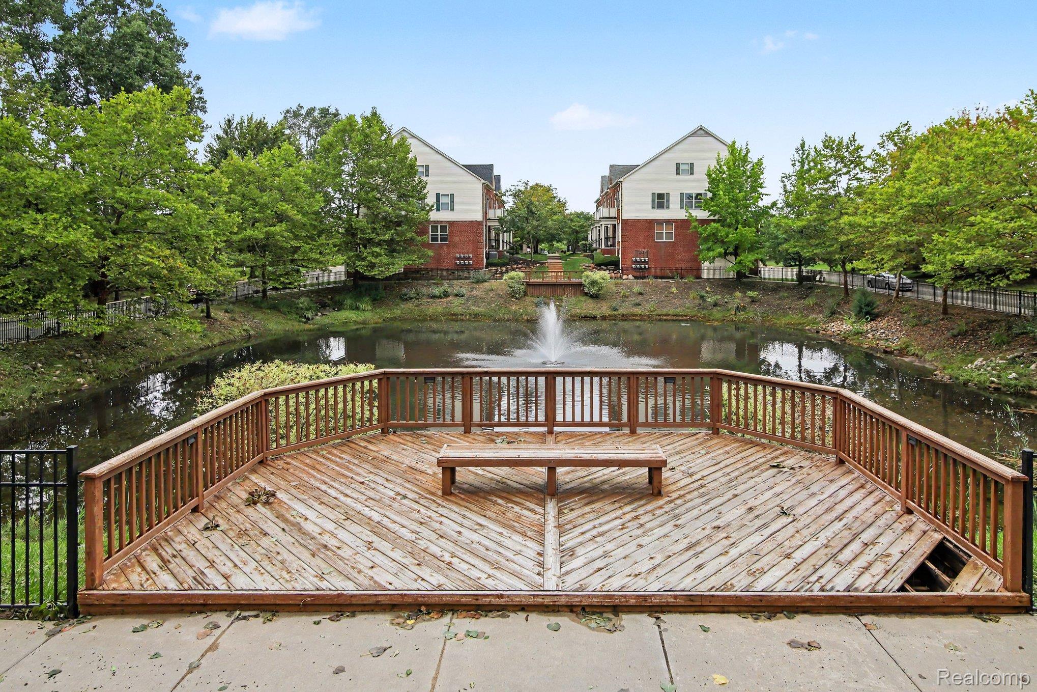 1111 Fountain View Circle Property Photo 26