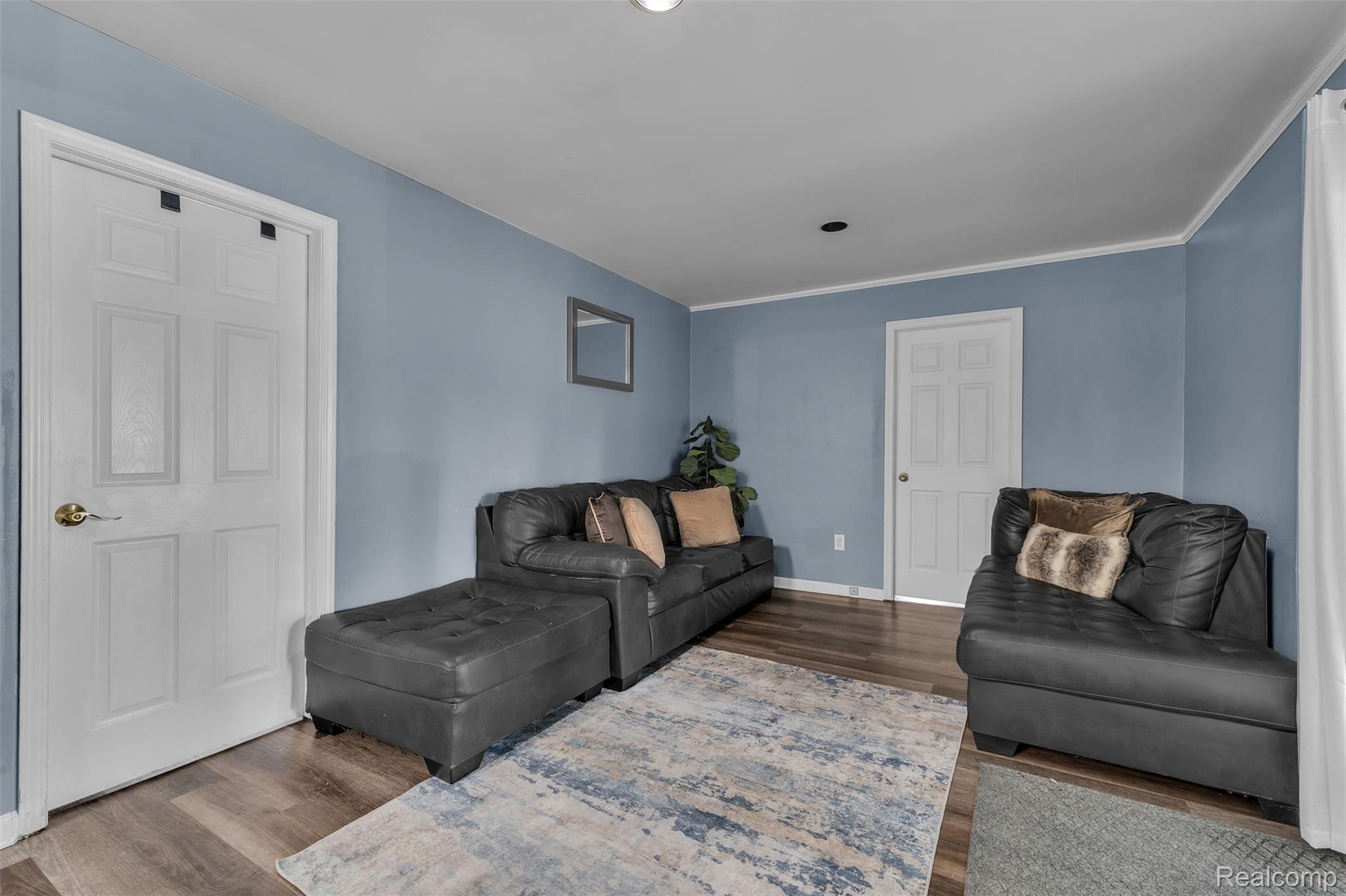 27116 Warner Avenue Property Photo 13