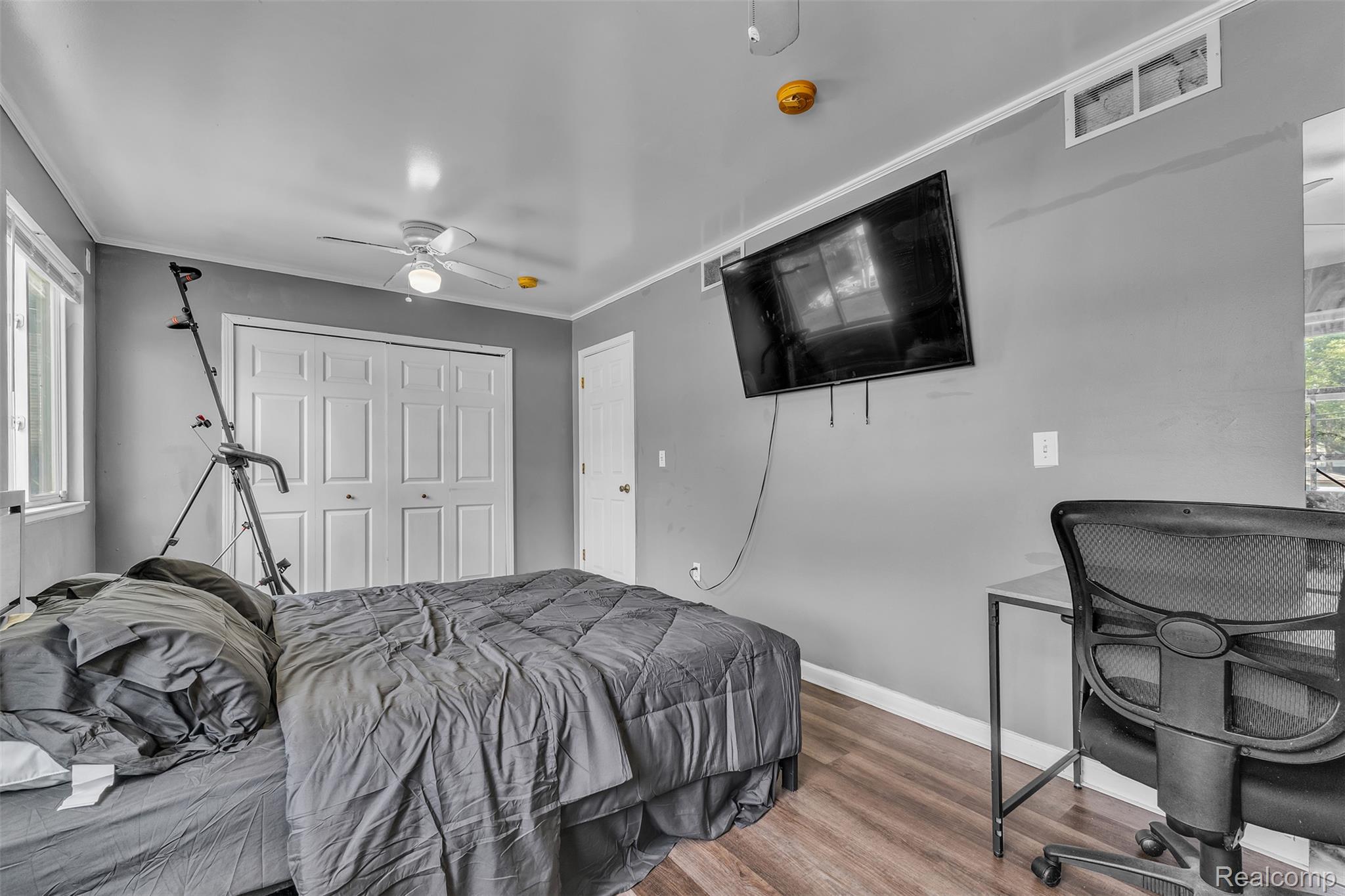 27116 Warner Avenue Property Photo 17