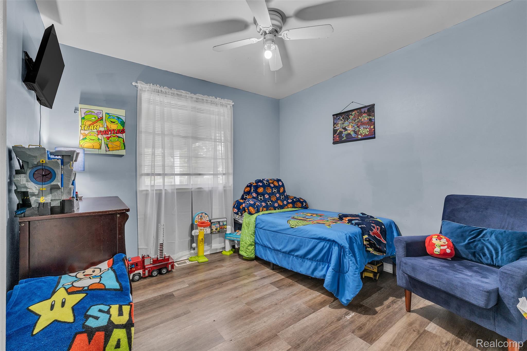 27116 Warner Avenue Property Photo 18