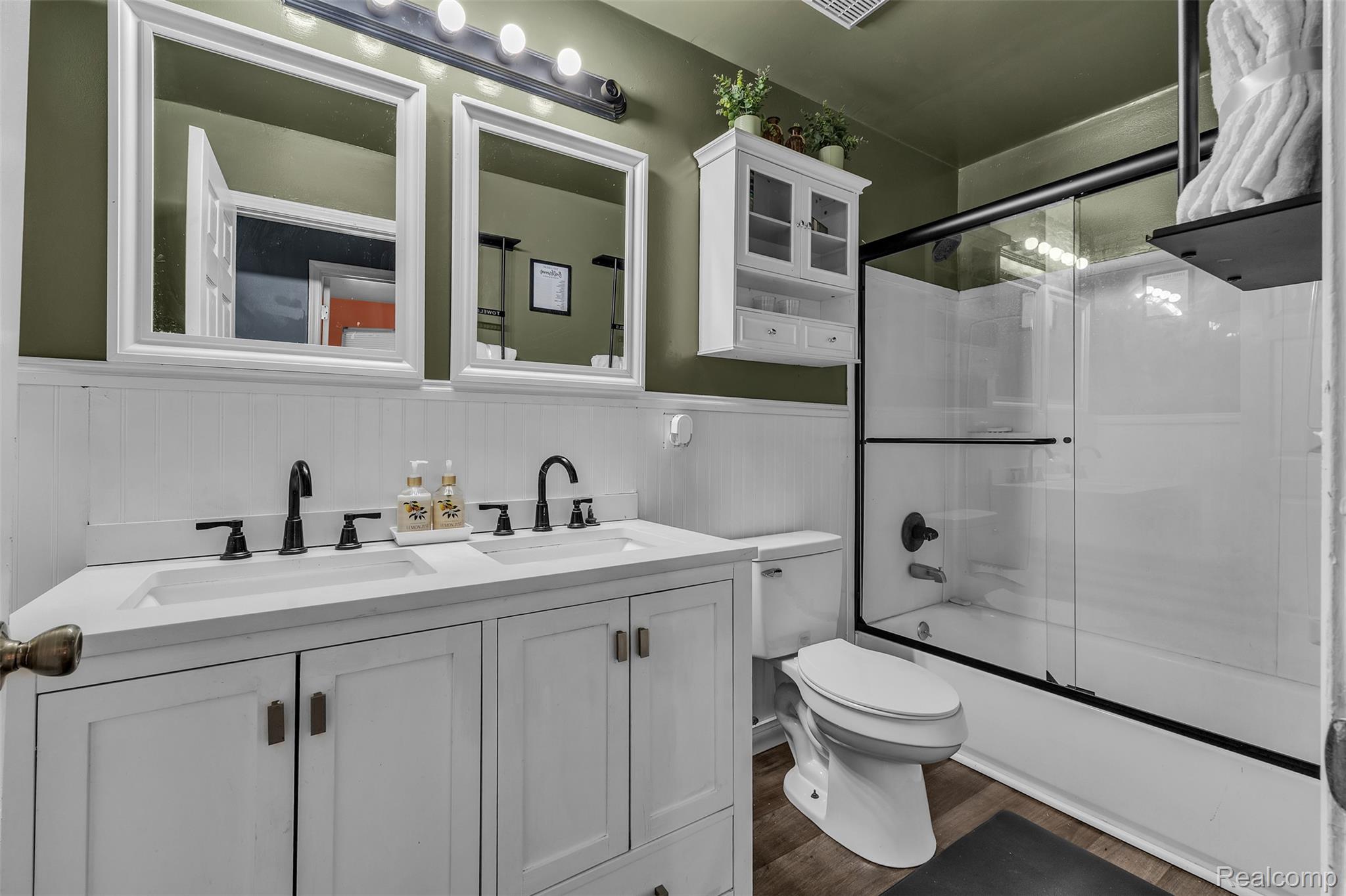 27116 Warner Avenue Property Photo 19
