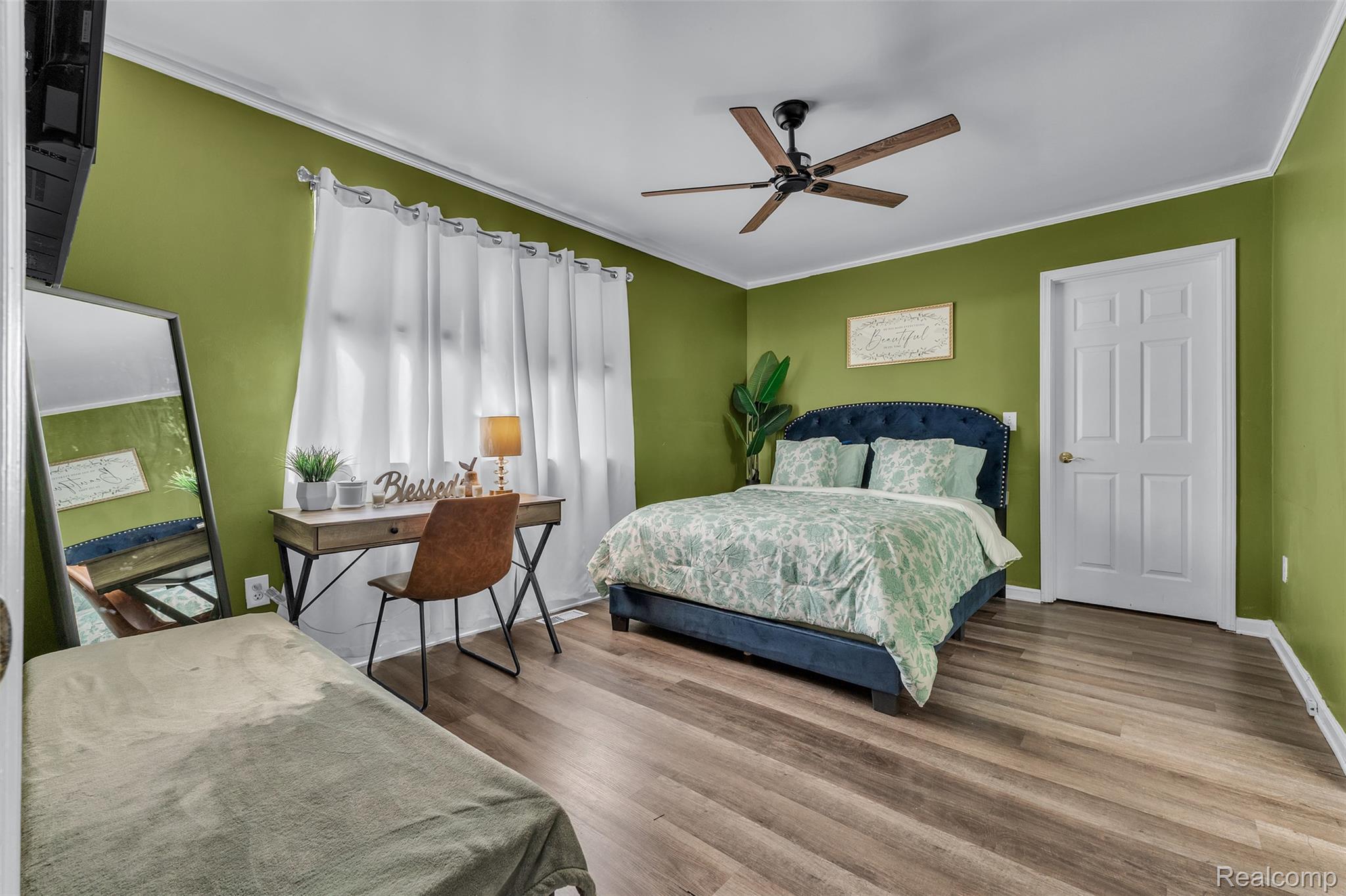 27116 Warner Avenue Property Photo 21