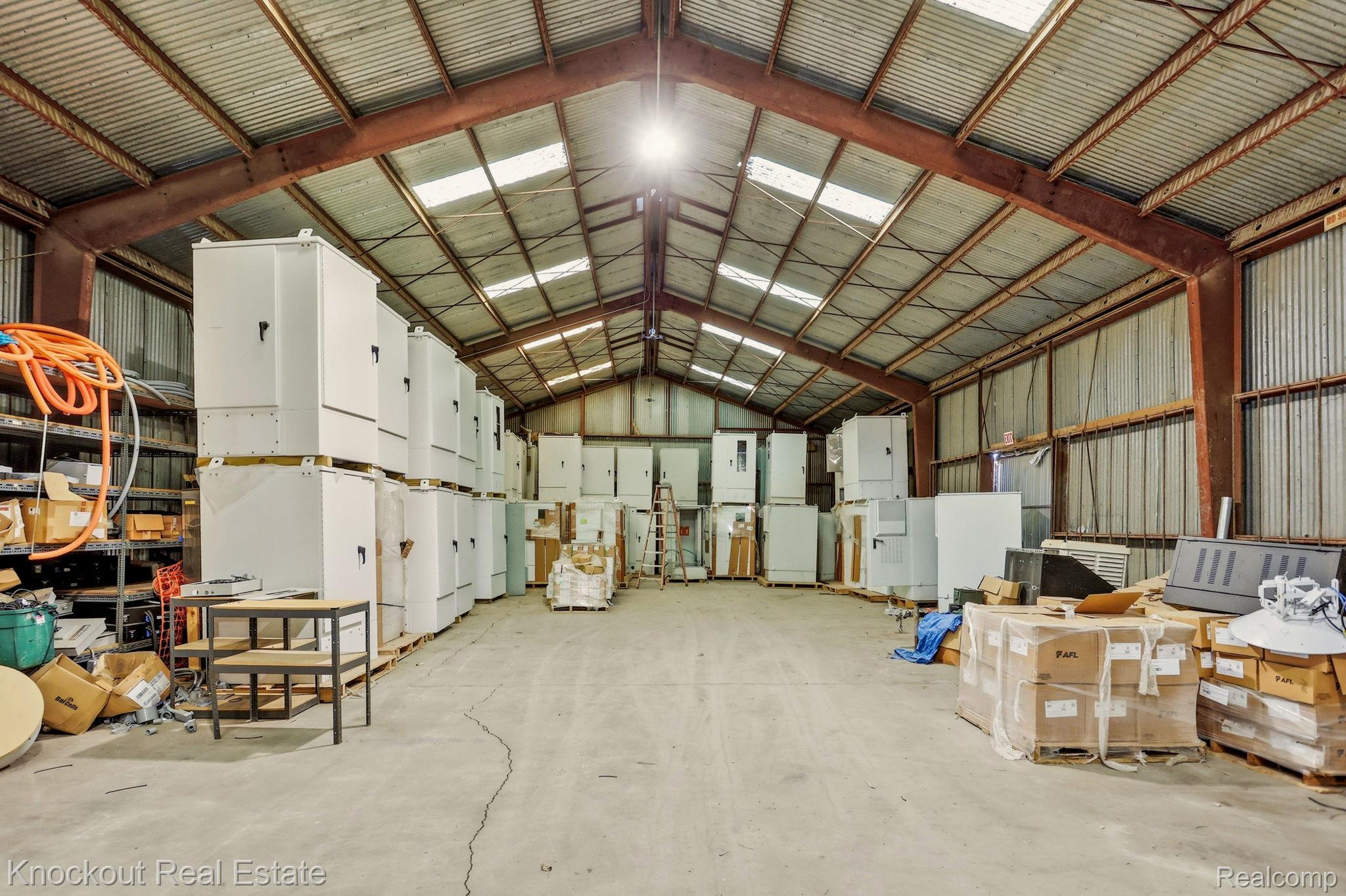 650 E Woodworth Street Property Photo 4