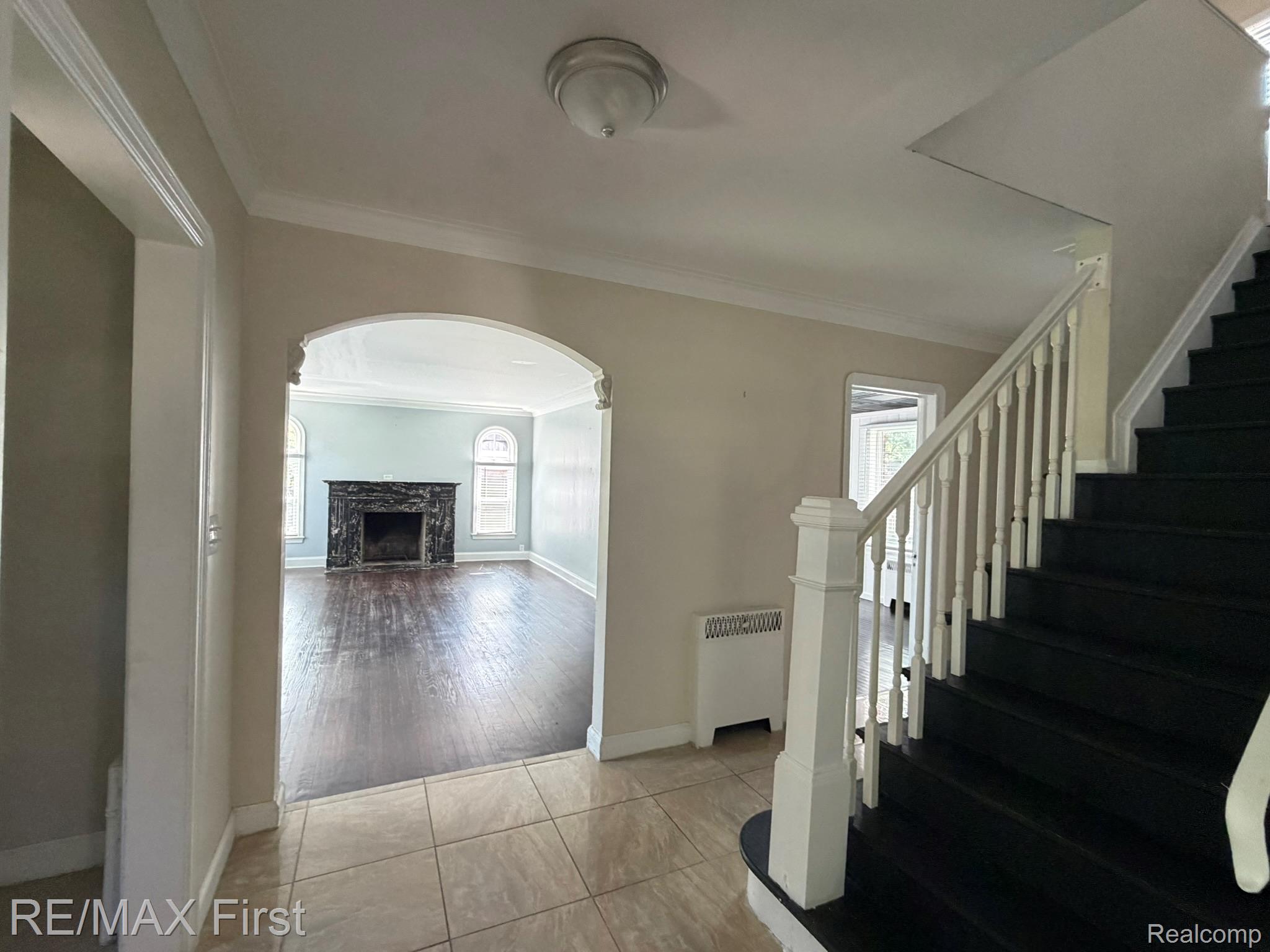 1349 Devonshire Road Property Photo 6