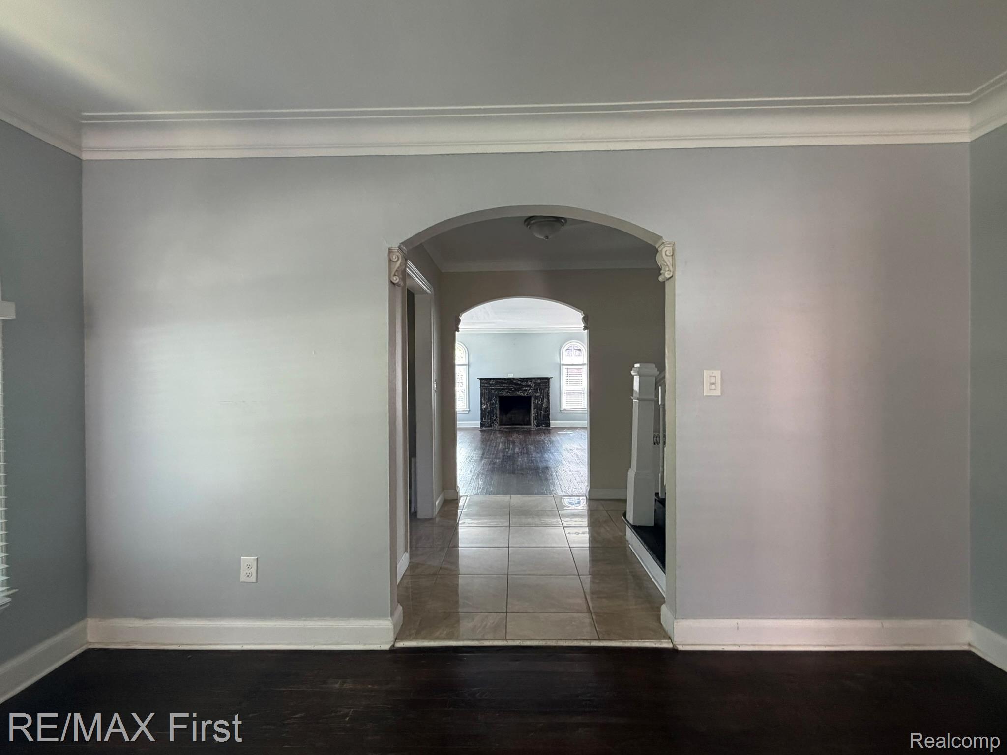 1349 Devonshire Road Property Photo 15