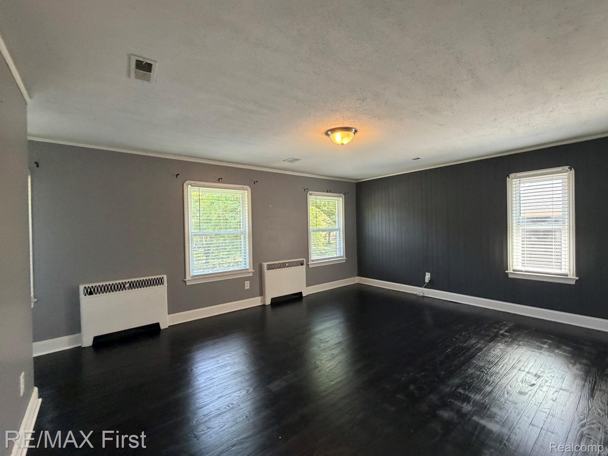 1349 Devonshire Road Property Photo 16