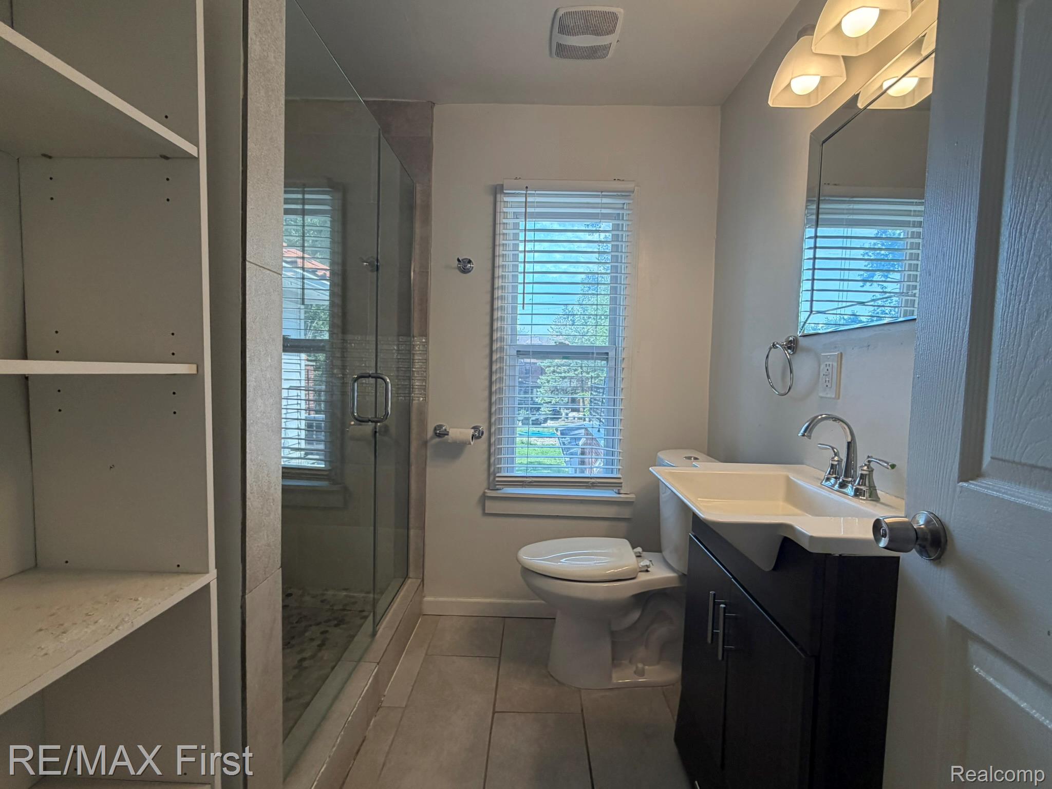 1349 Devonshire Road Property Photo 22