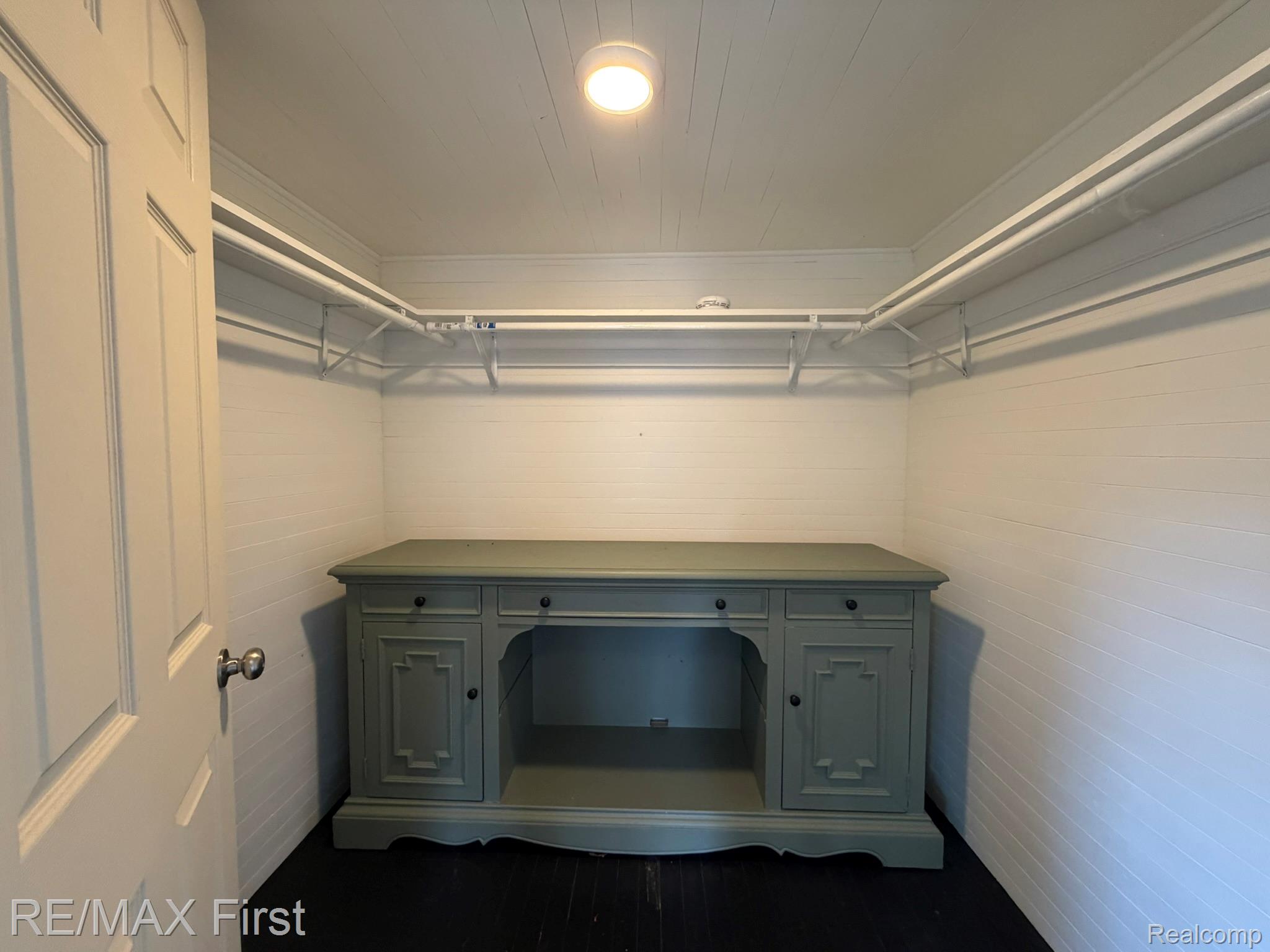 1349 Devonshire Road Property Photo 28