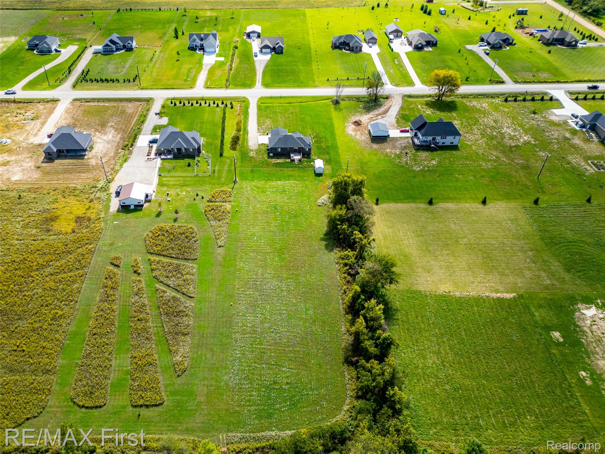 7065 Dryden Road Property Photo 3