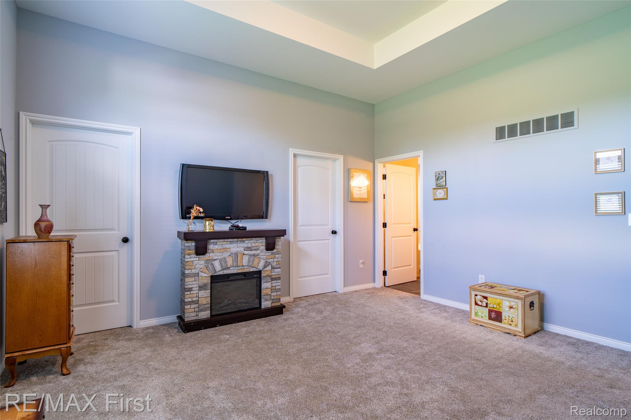 7065 Dryden Road Property Photo 20