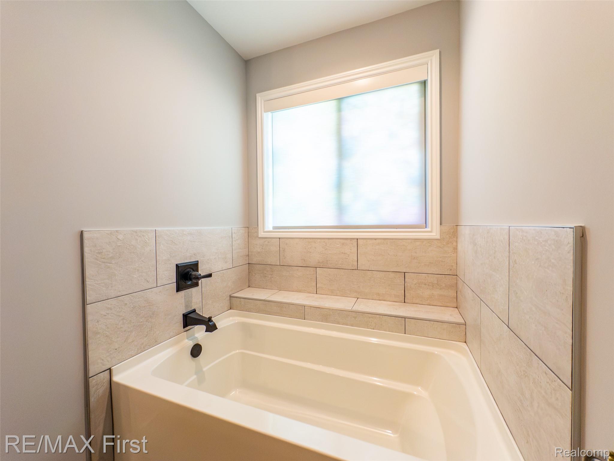 7065 Dryden Road Property Photo 23