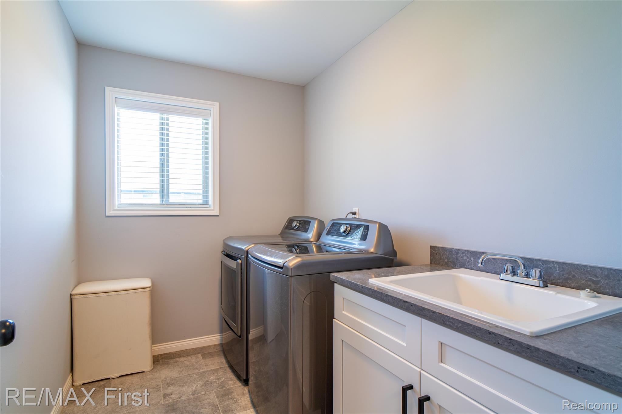 7065 Dryden Road Property Photo 27