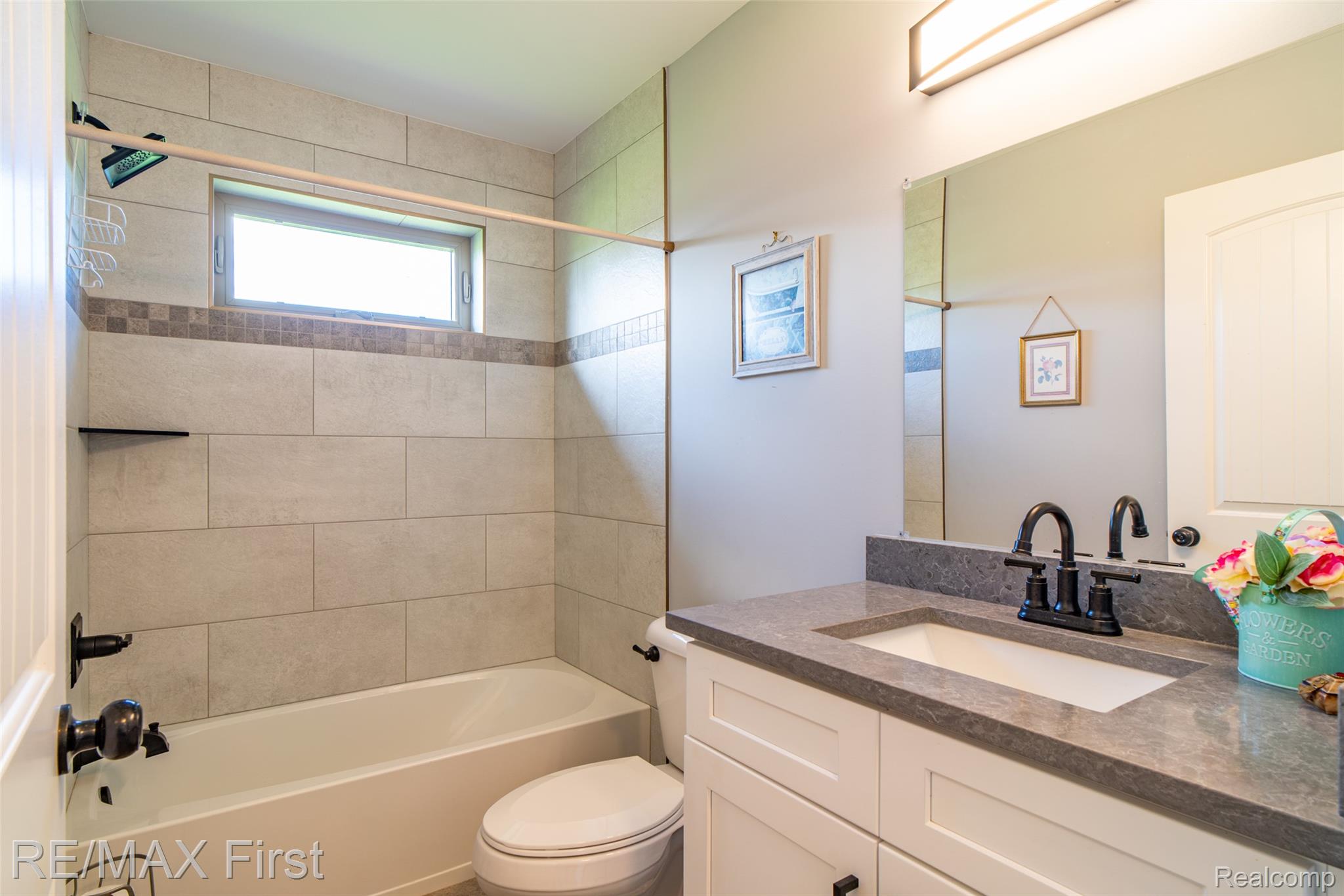 7065 Dryden Road Property Photo 30