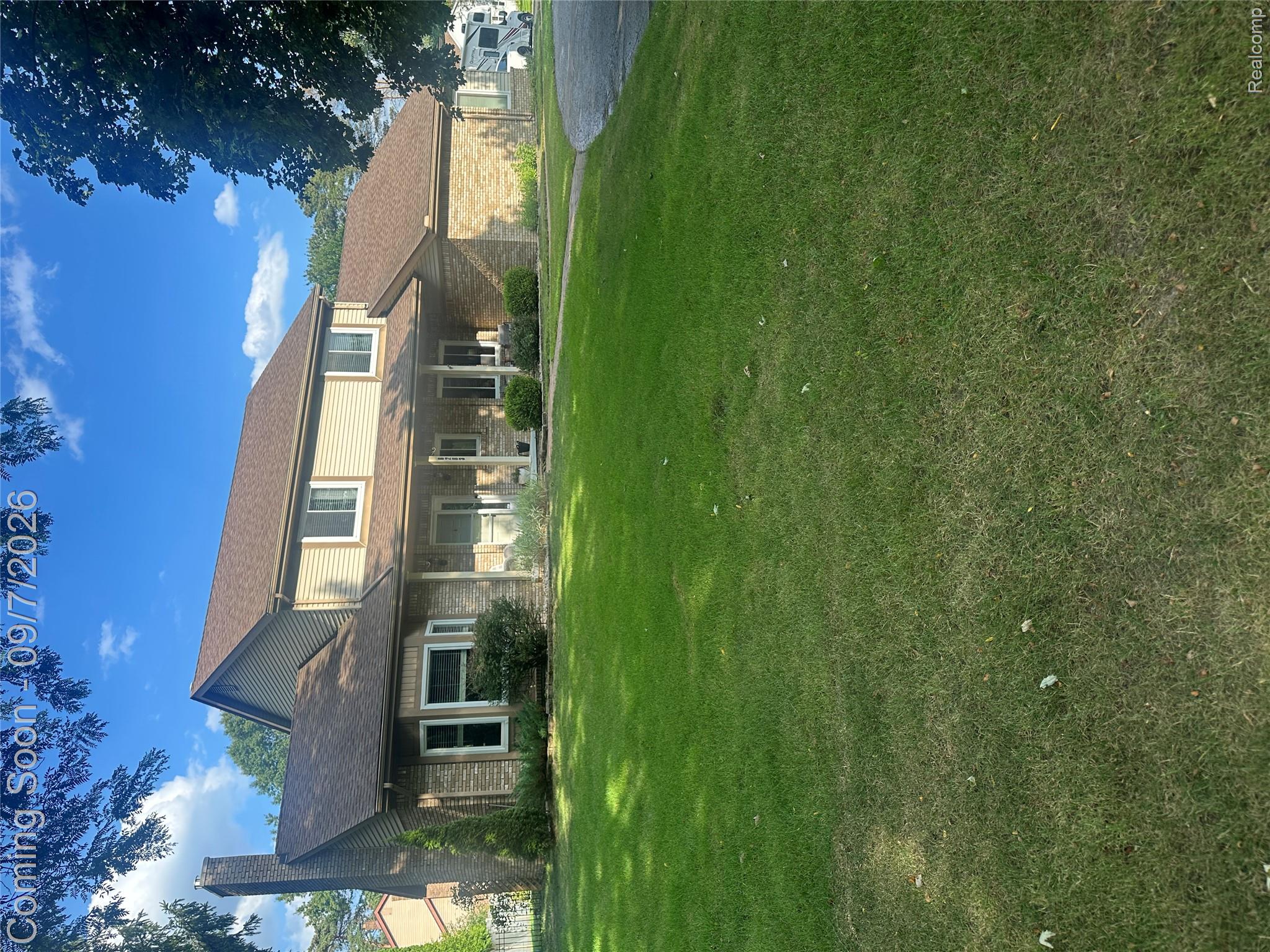 6263 Pinewood Drive Property Photo 1