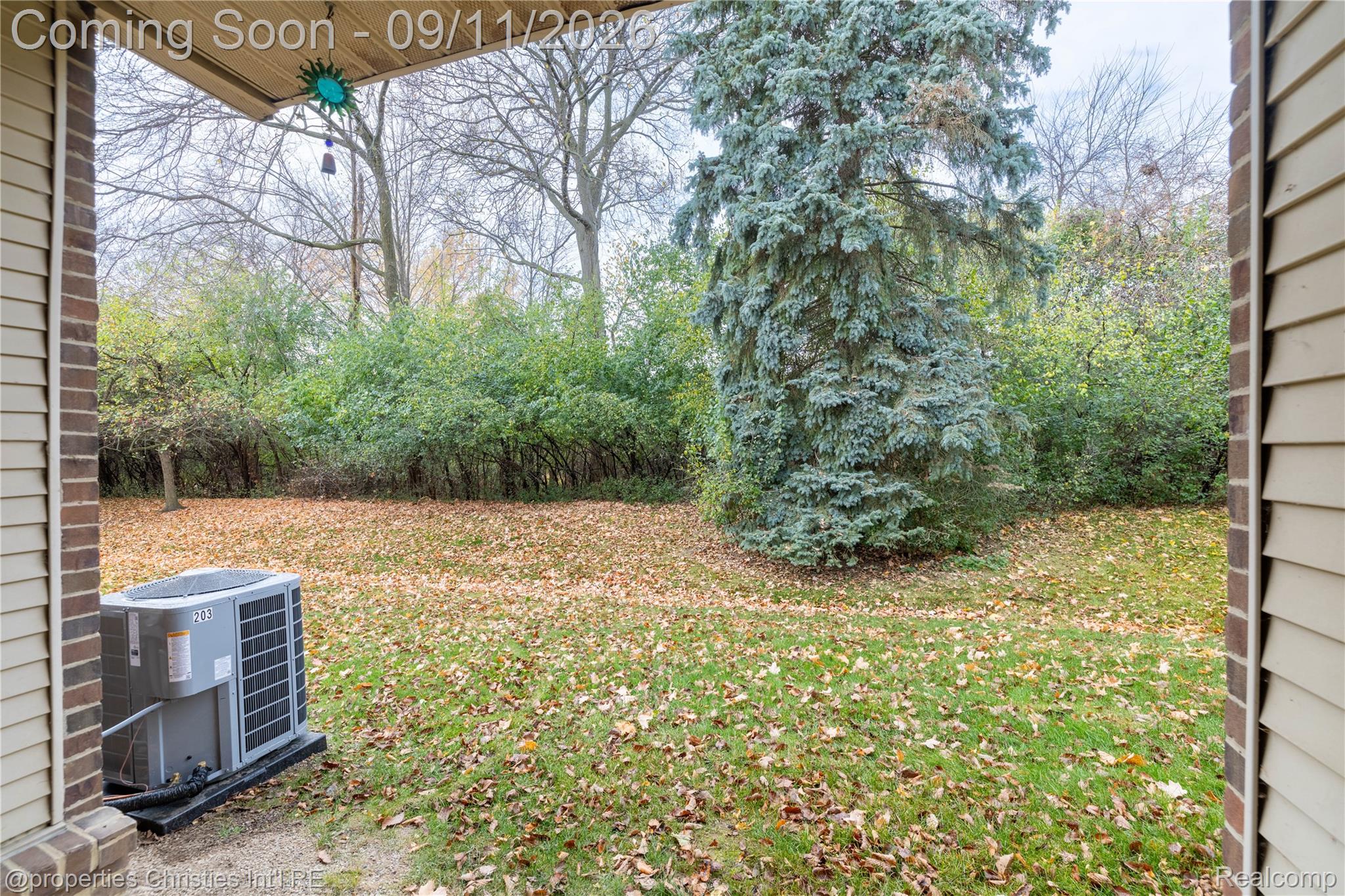 6600 Ridgefield Circle Property Photo 9