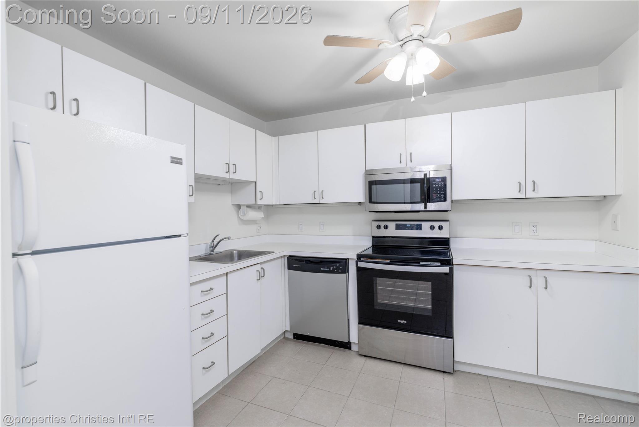 6600 Ridgefield Circle Property Photo 14