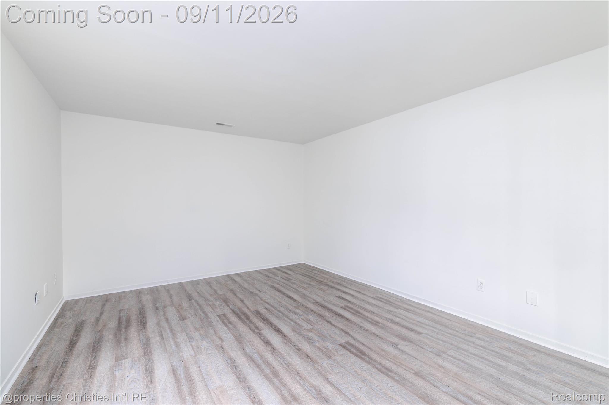 6600 Ridgefield Circle Property Photo 19