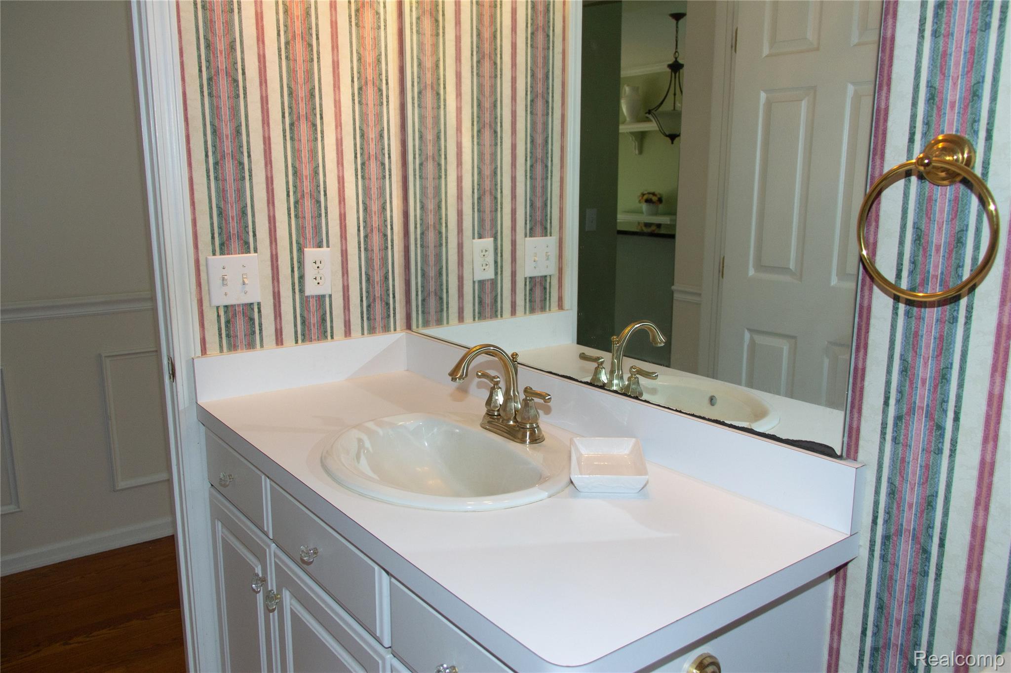 7781 Partridge Hill Drive Property Photo 14
