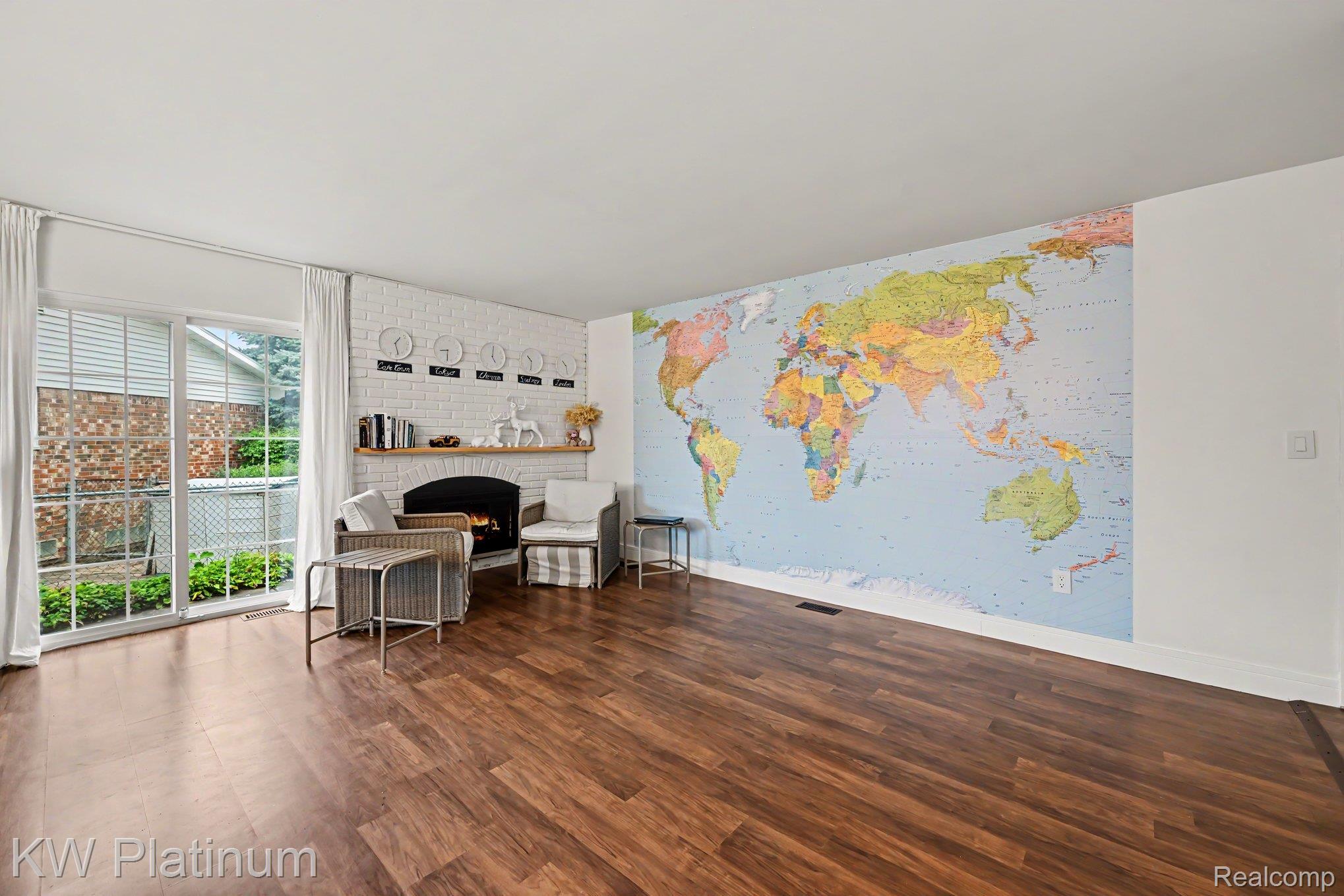 43957 Southampton Drive Property Photo 17