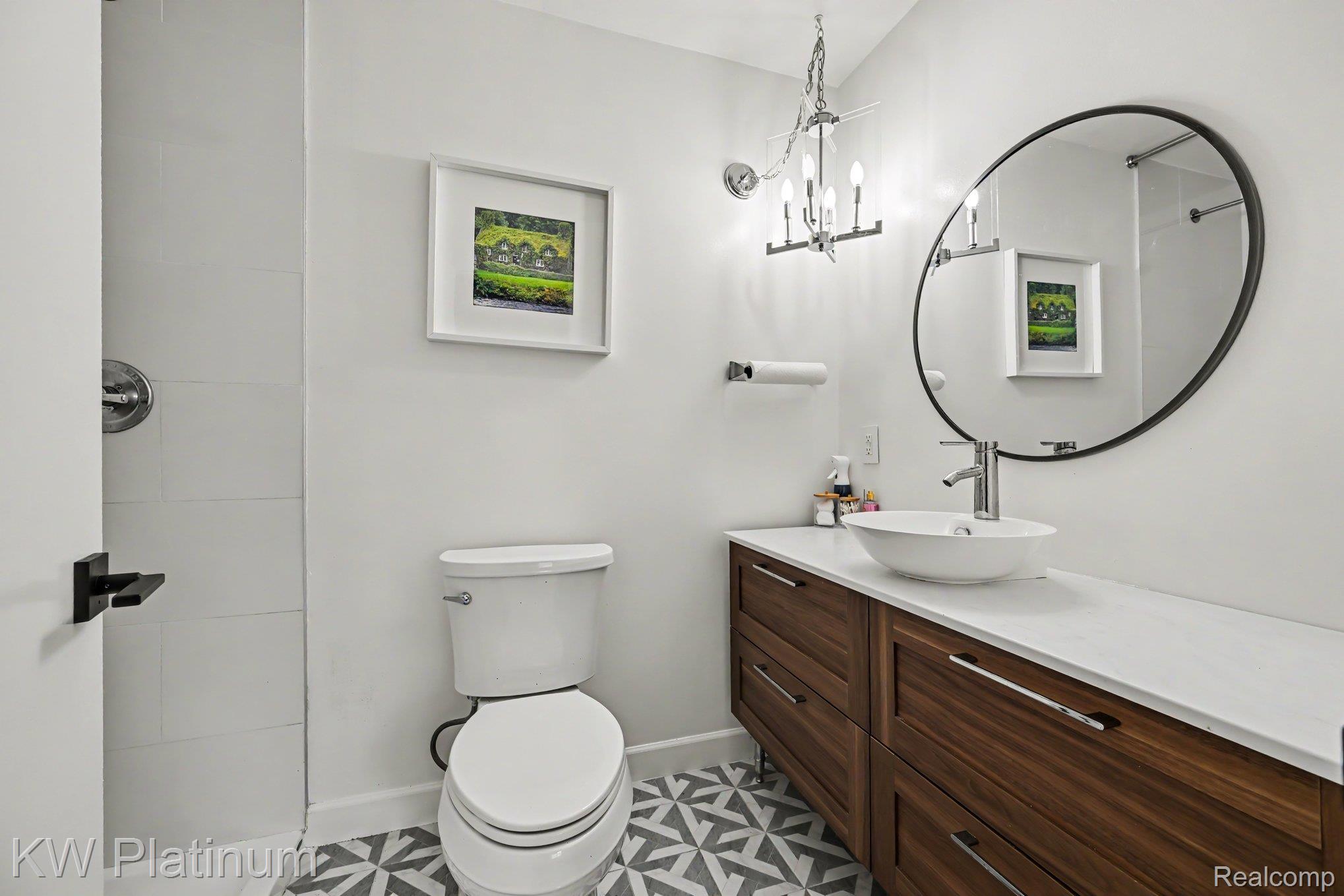 43957 Southampton Drive Property Photo 28